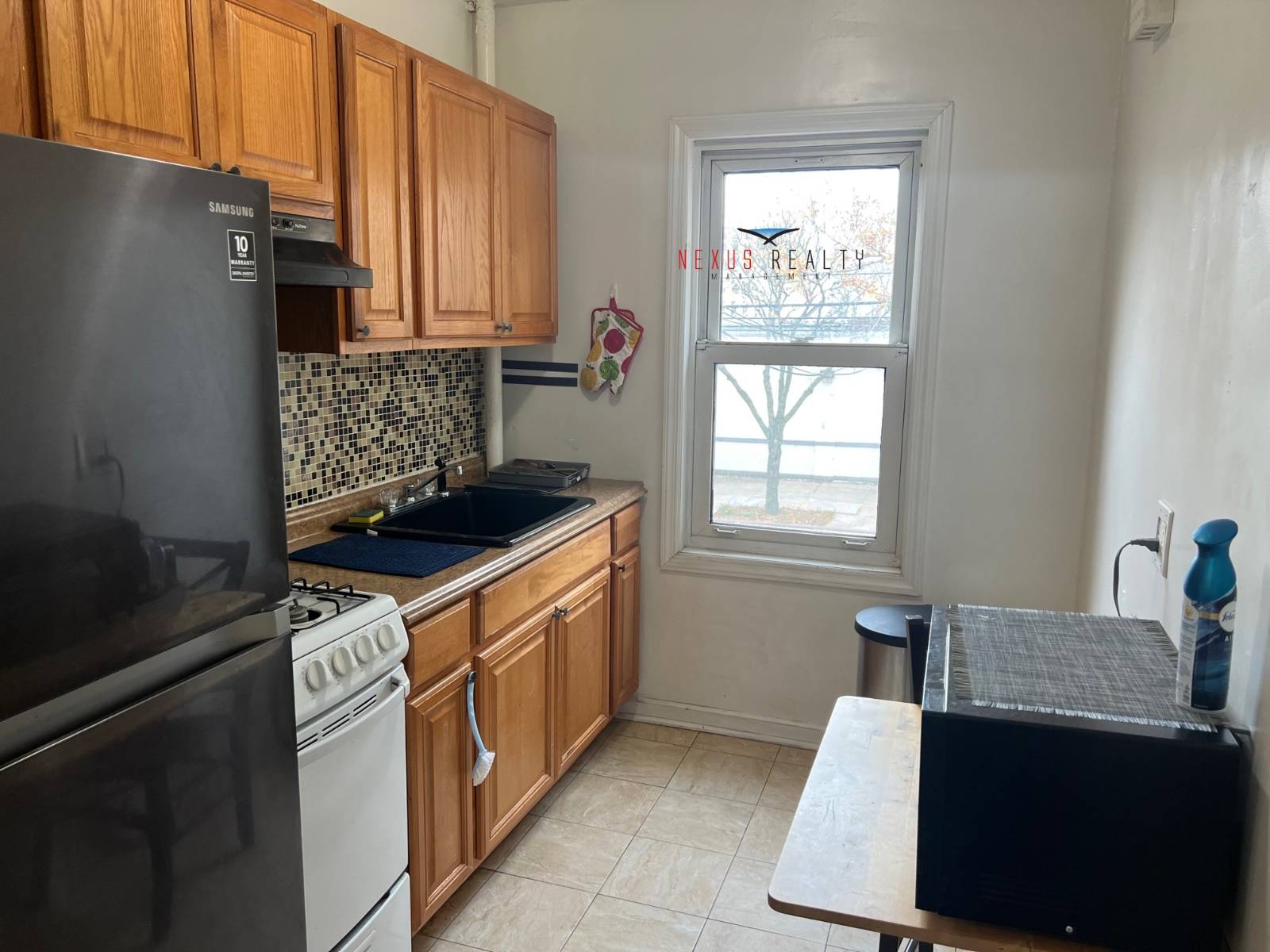 #10 photo, 43rd street & Ditmars Blvd, 皇后区 长岛城 Astoria , NY 11105