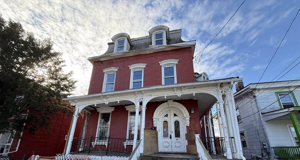 #8 photo, 87 Ball Street, Port Jervis , NY 12771