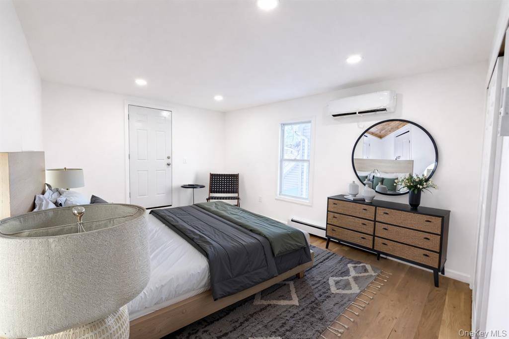 #11 photo, 112-16 198th St, St Albans , NY 11412