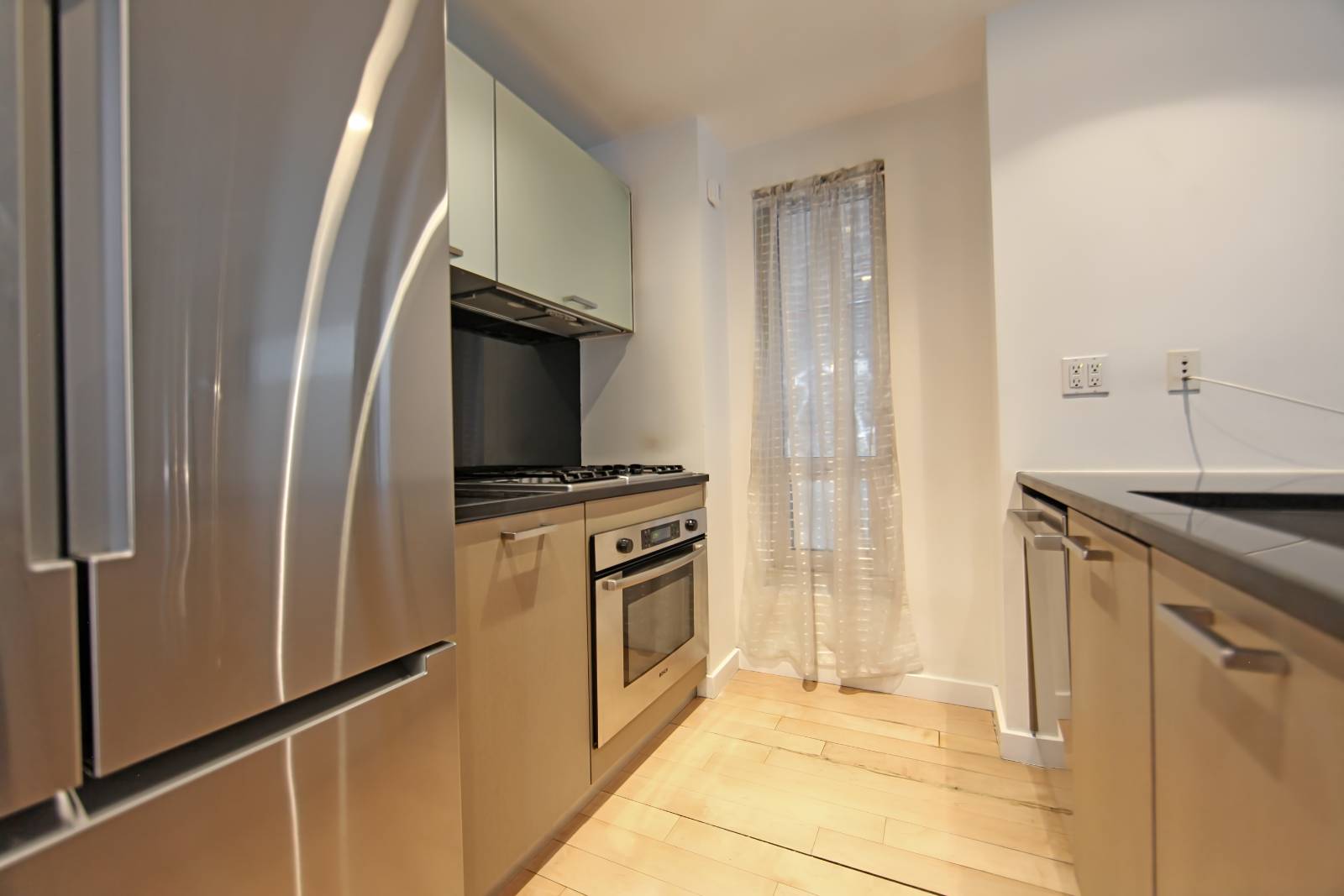 #3 photo, 560 Carroll Street, 1B, הברונקס Brooklyn , NY 11215