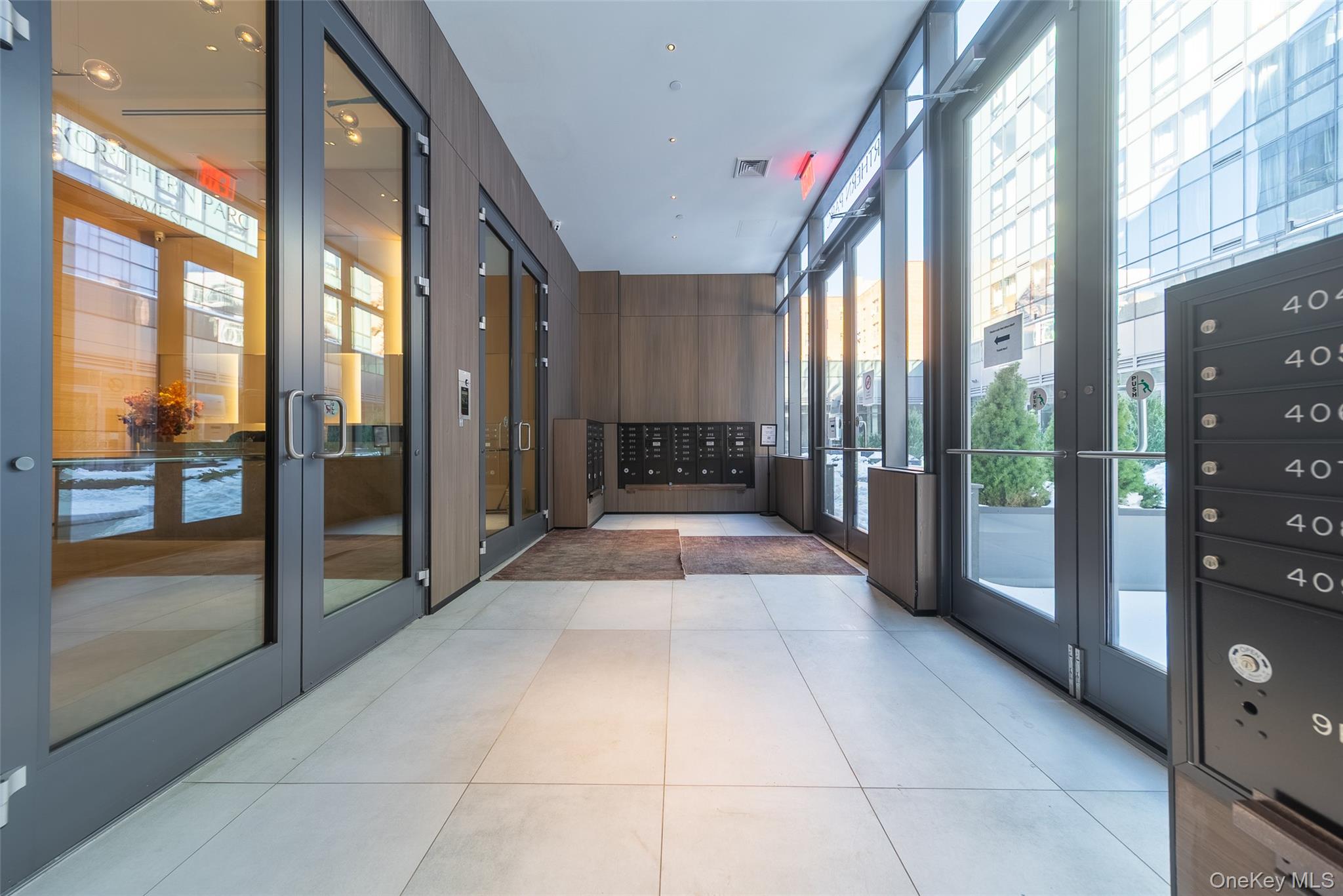 #16 photo, 144-49 Northern Boulevard, फ्लशिंग Flushing , NY 11354