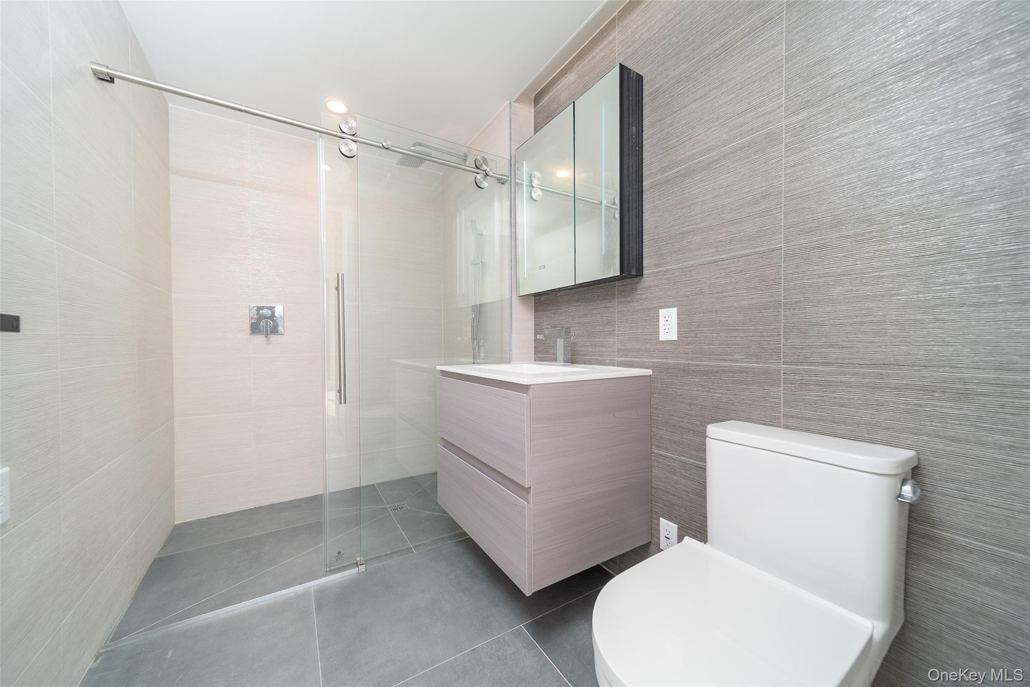 #7 photo, 144-49 Northern Boulevard, फ्लशिंग Flushing , NY 11354