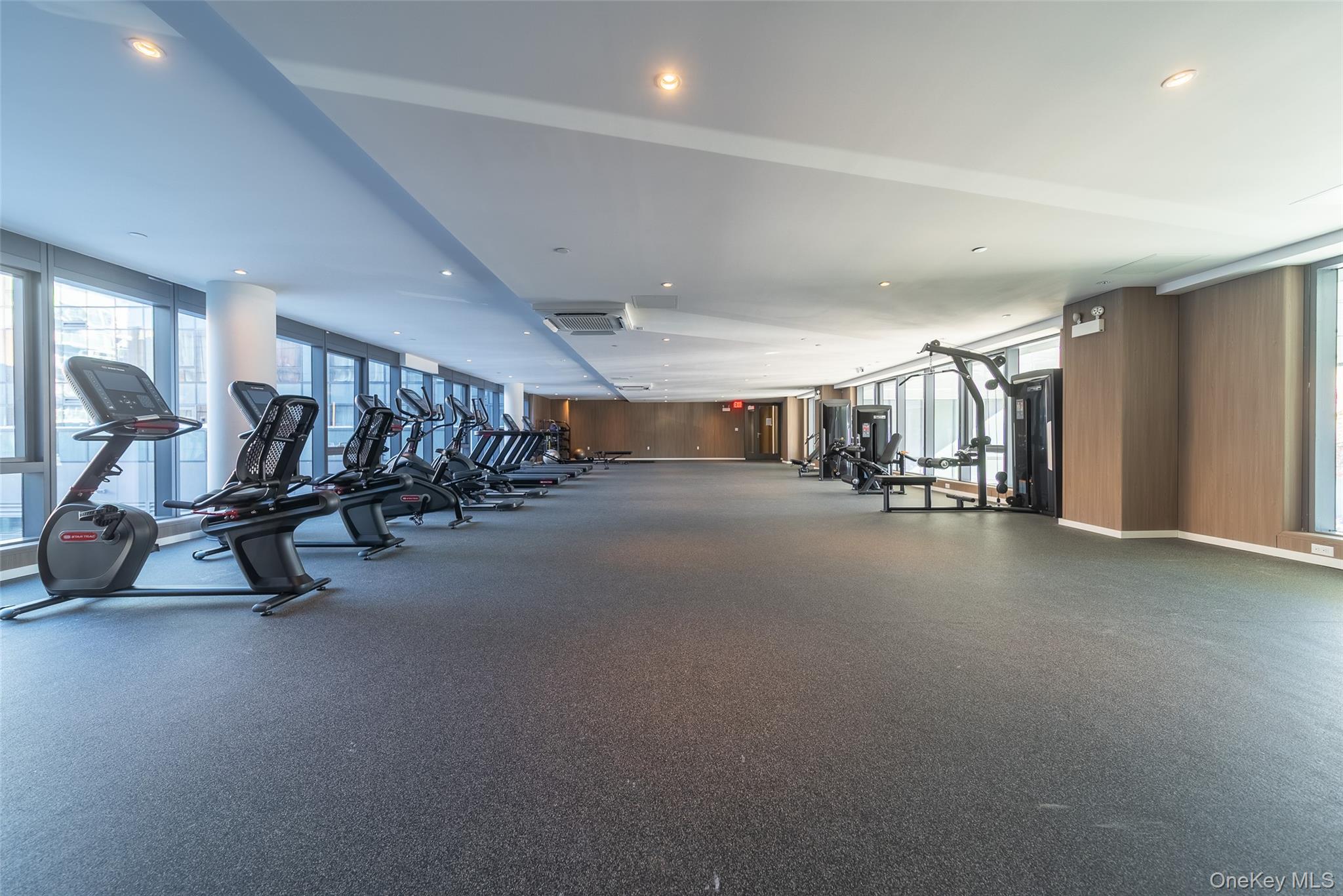 #14 photo, 144-49 Northern Boulevard, फ्लशिंग Flushing , NY 11354