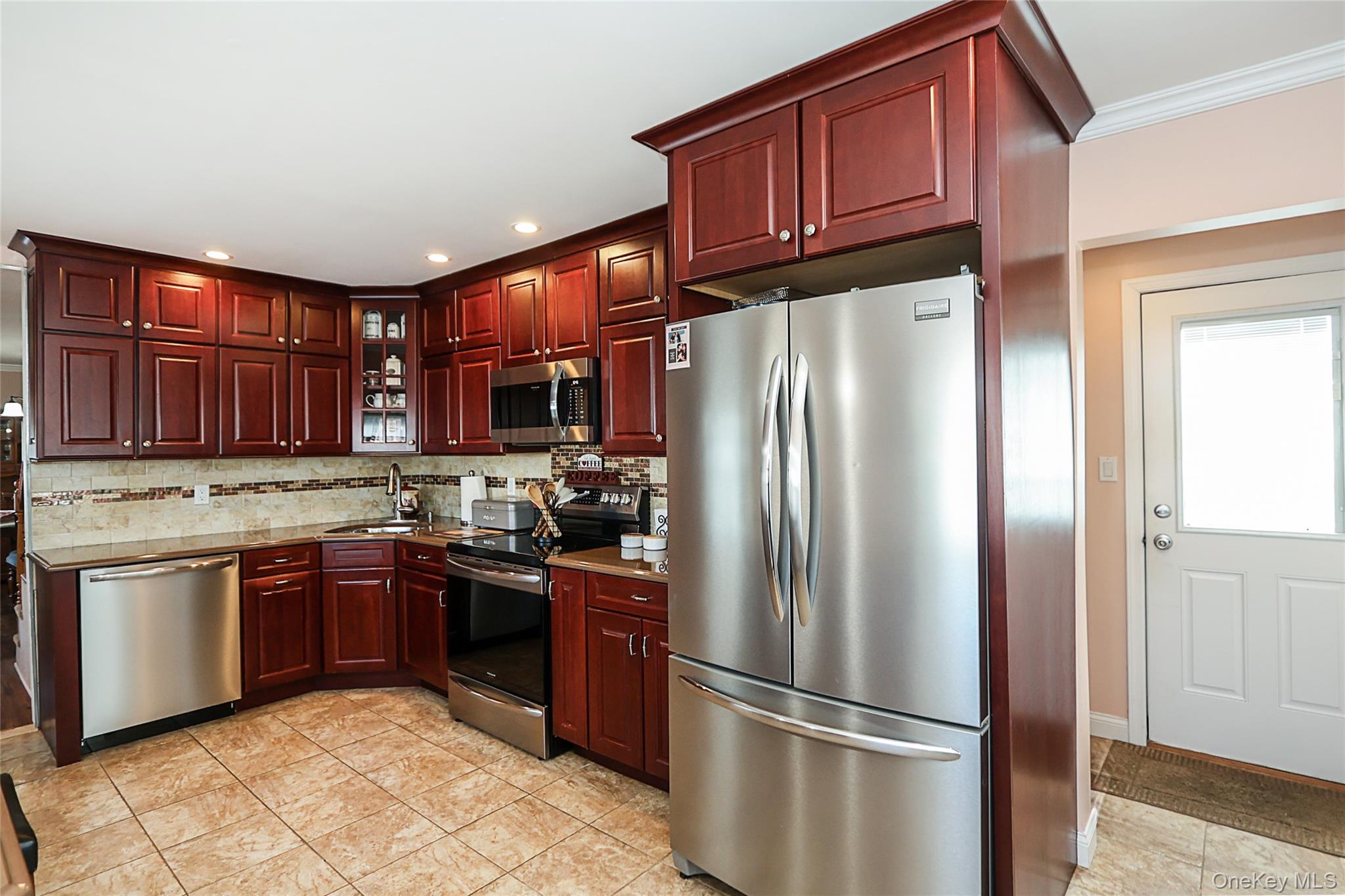 #12 photo, 70 Corncrib Lane, ナッソー郡 Levittown , NY 11756