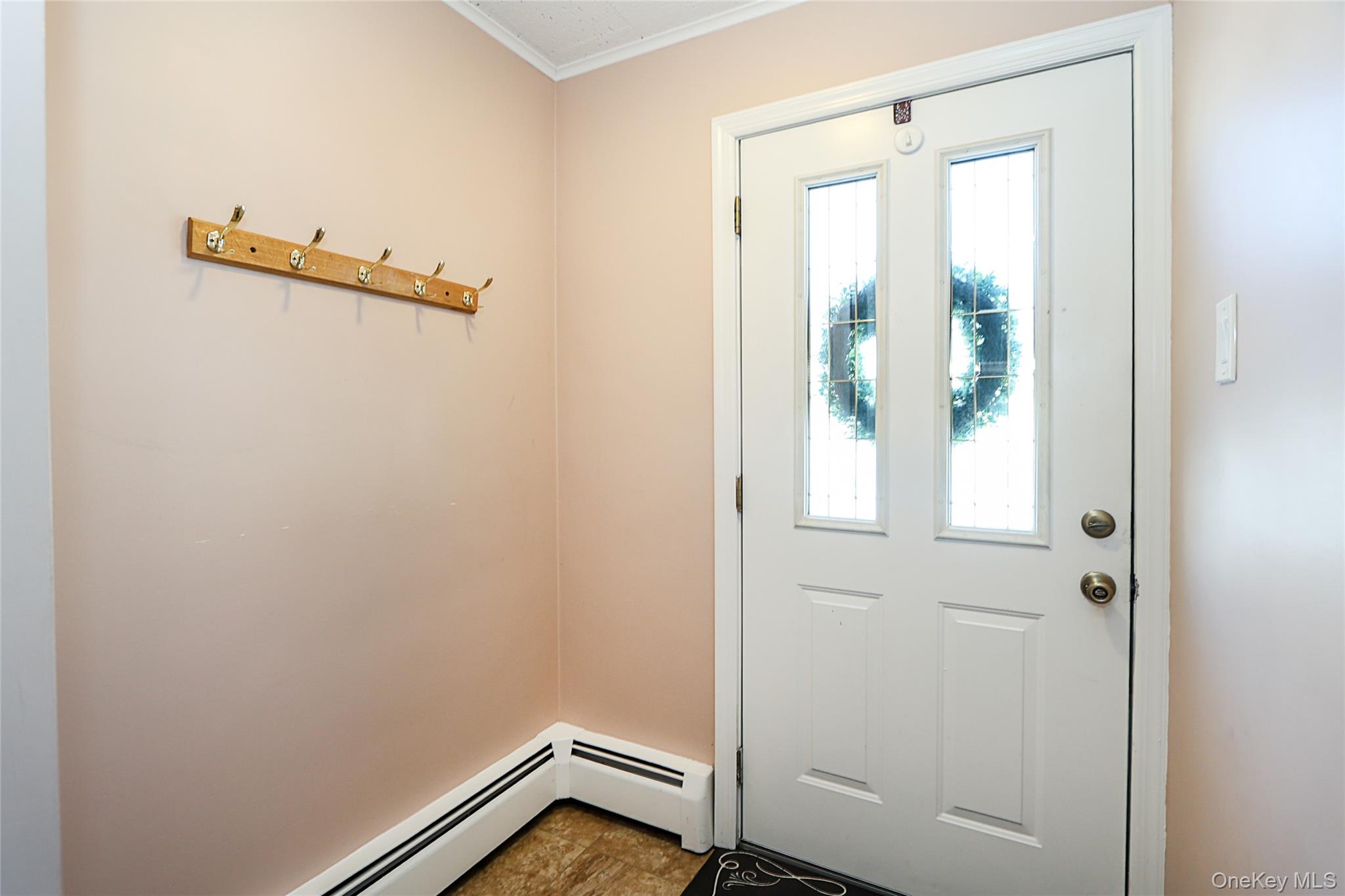 #3 photo, 70 Corncrib Lane, ナッソー郡 Levittown , NY 11756