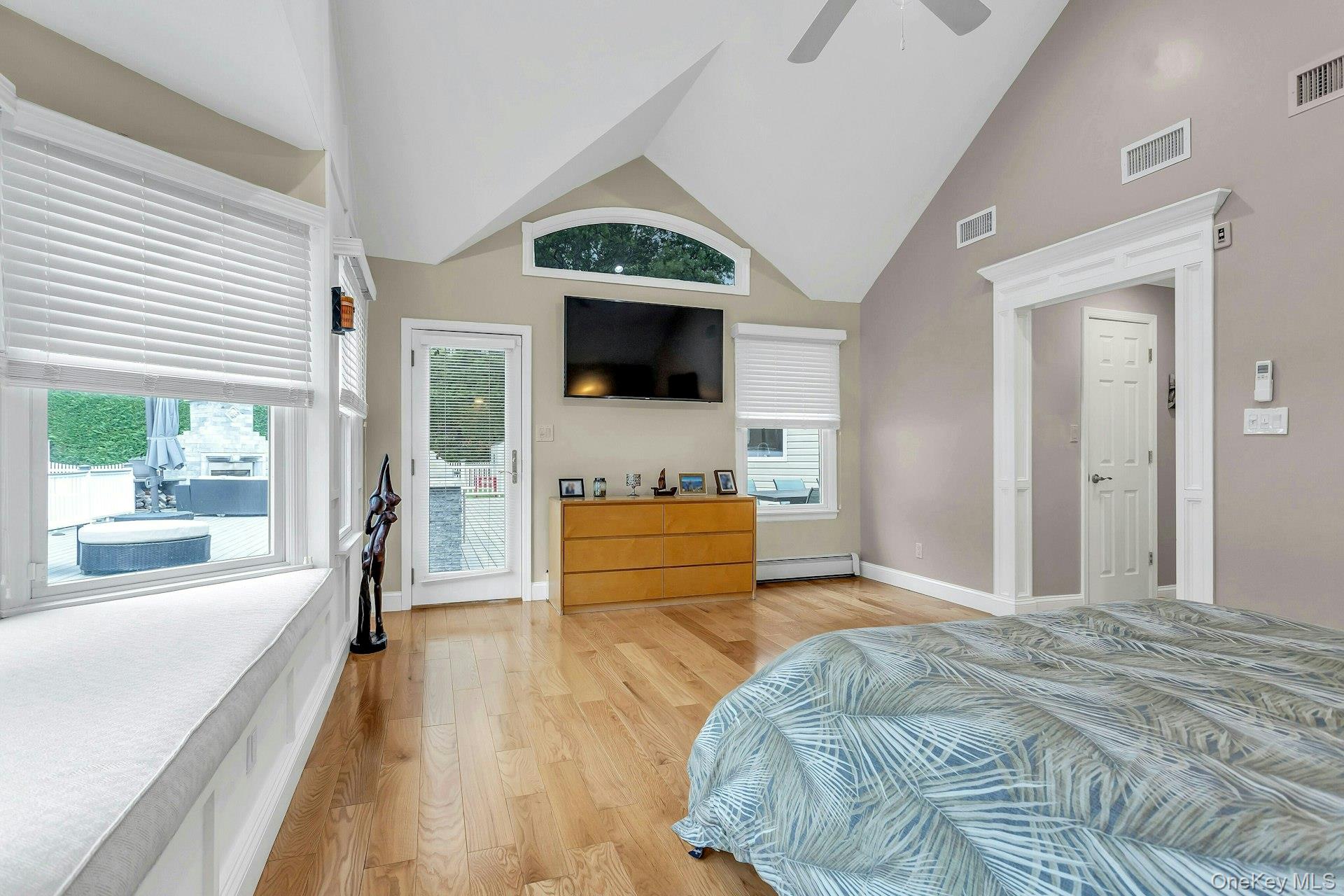 #17 photo, 21 Buttonwood Drive, Dix Hills , NY 11746