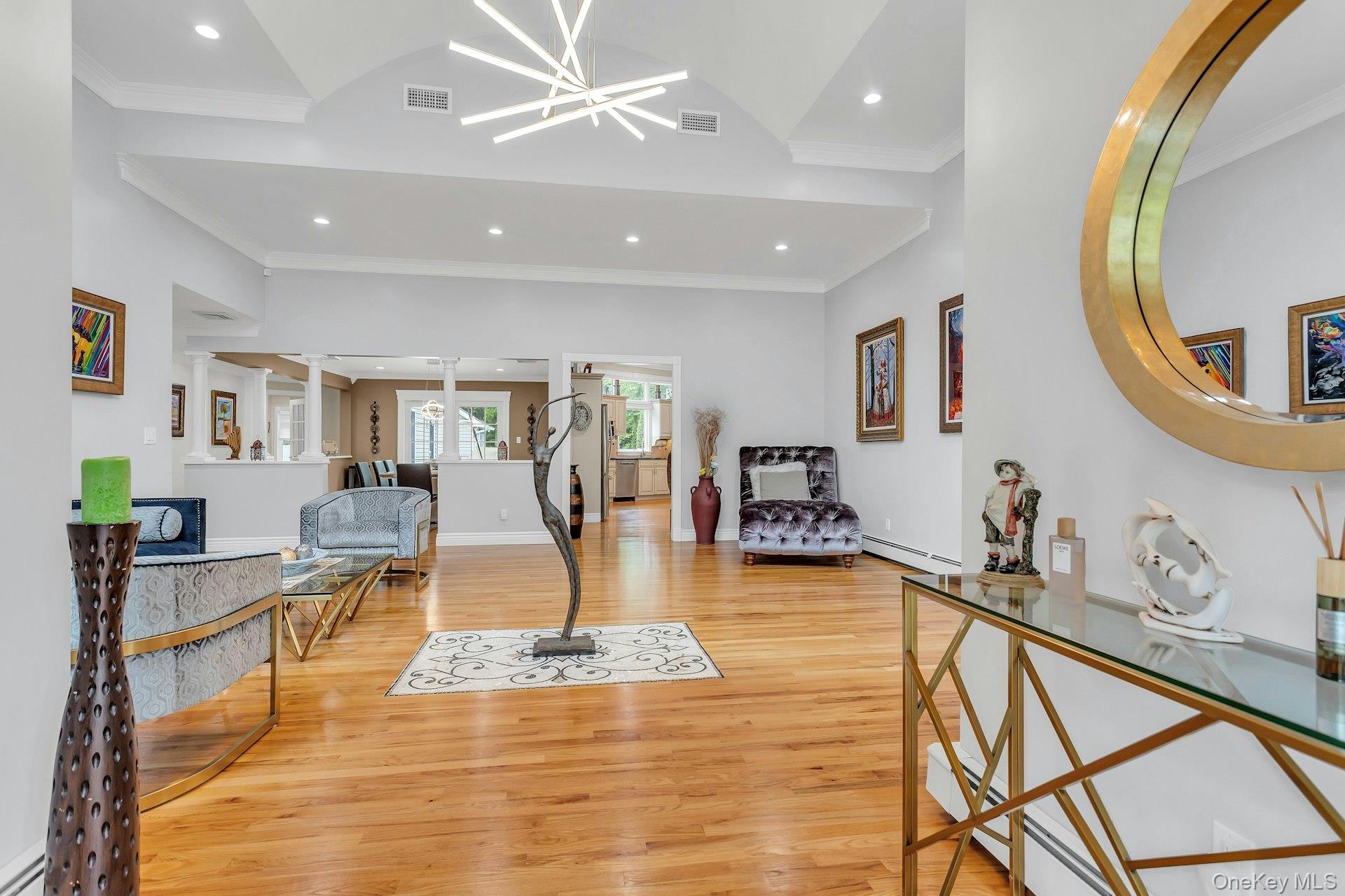 #2 photo, 21 Buttonwood Drive, Dix Hills , NY 11746