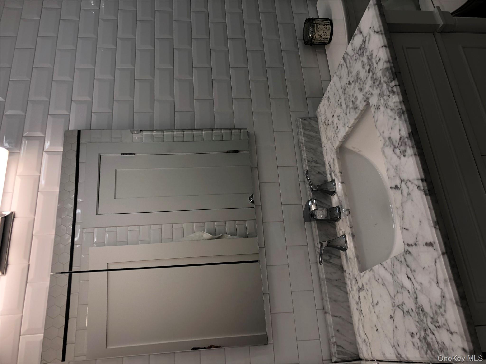 #16 photo, 23 Hampton Harbor Road, সাফোক কাউন্টি Hampton Bays , NY 11946