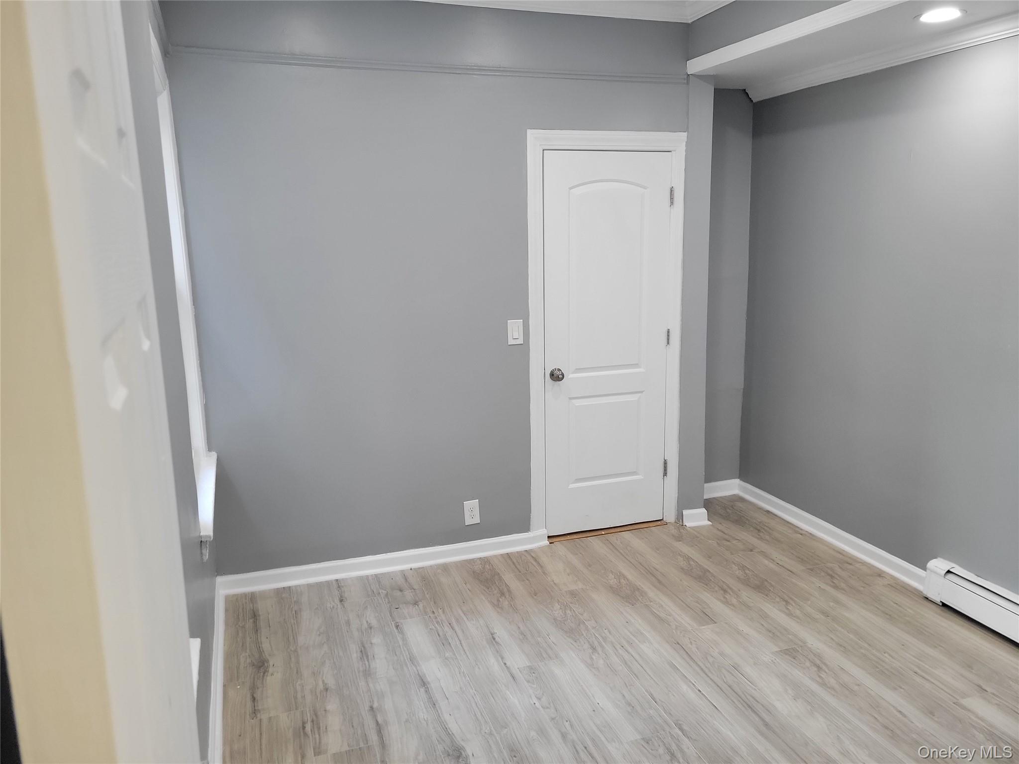 #16 photo, 871 Throgsneck Expressway Expressway, Bronx , NY 10465