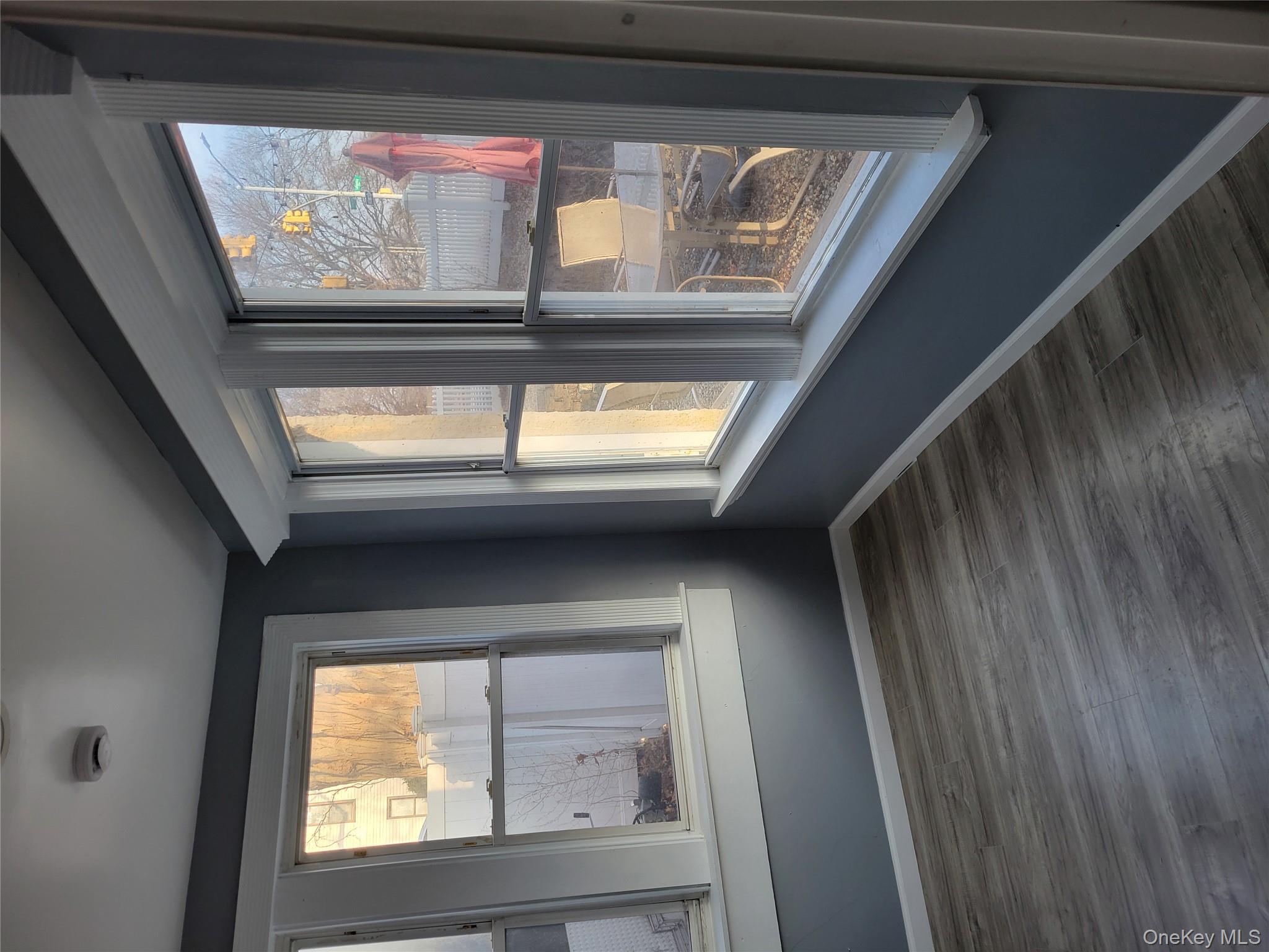 #4 photo, 871 Throgsneck Expressway Expressway, Bronx , NY 10465