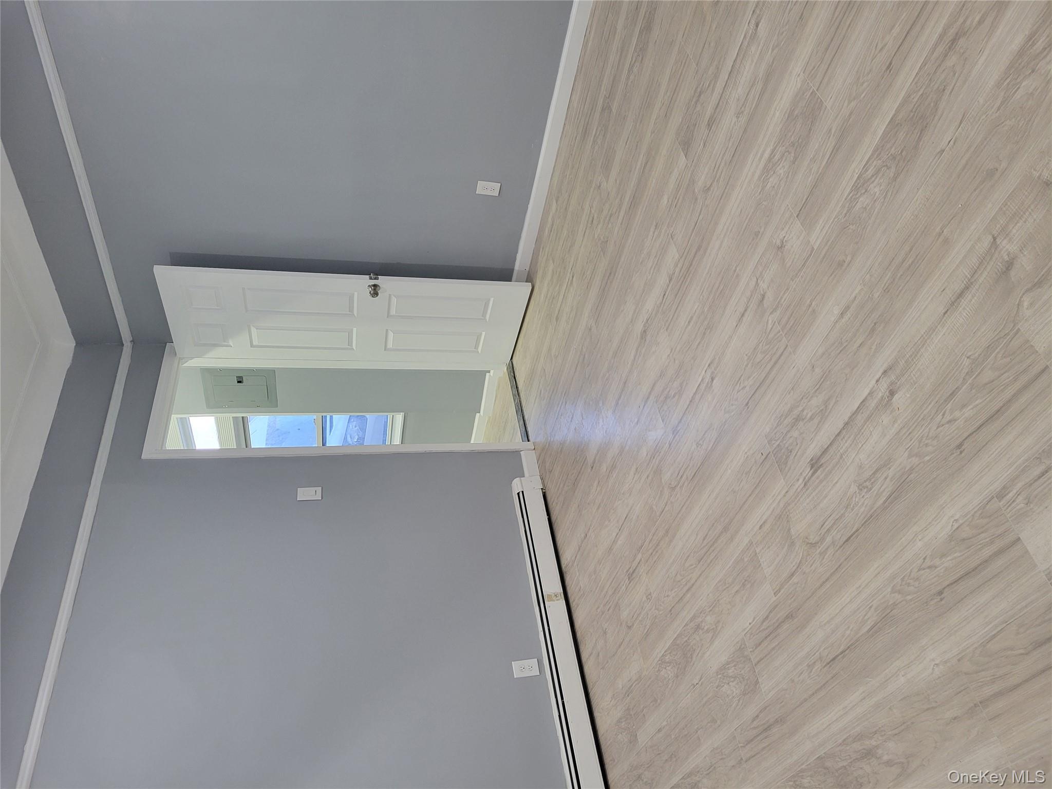 #7 photo, 871 Throgsneck Expressway Expressway, Bronx , NY 10465