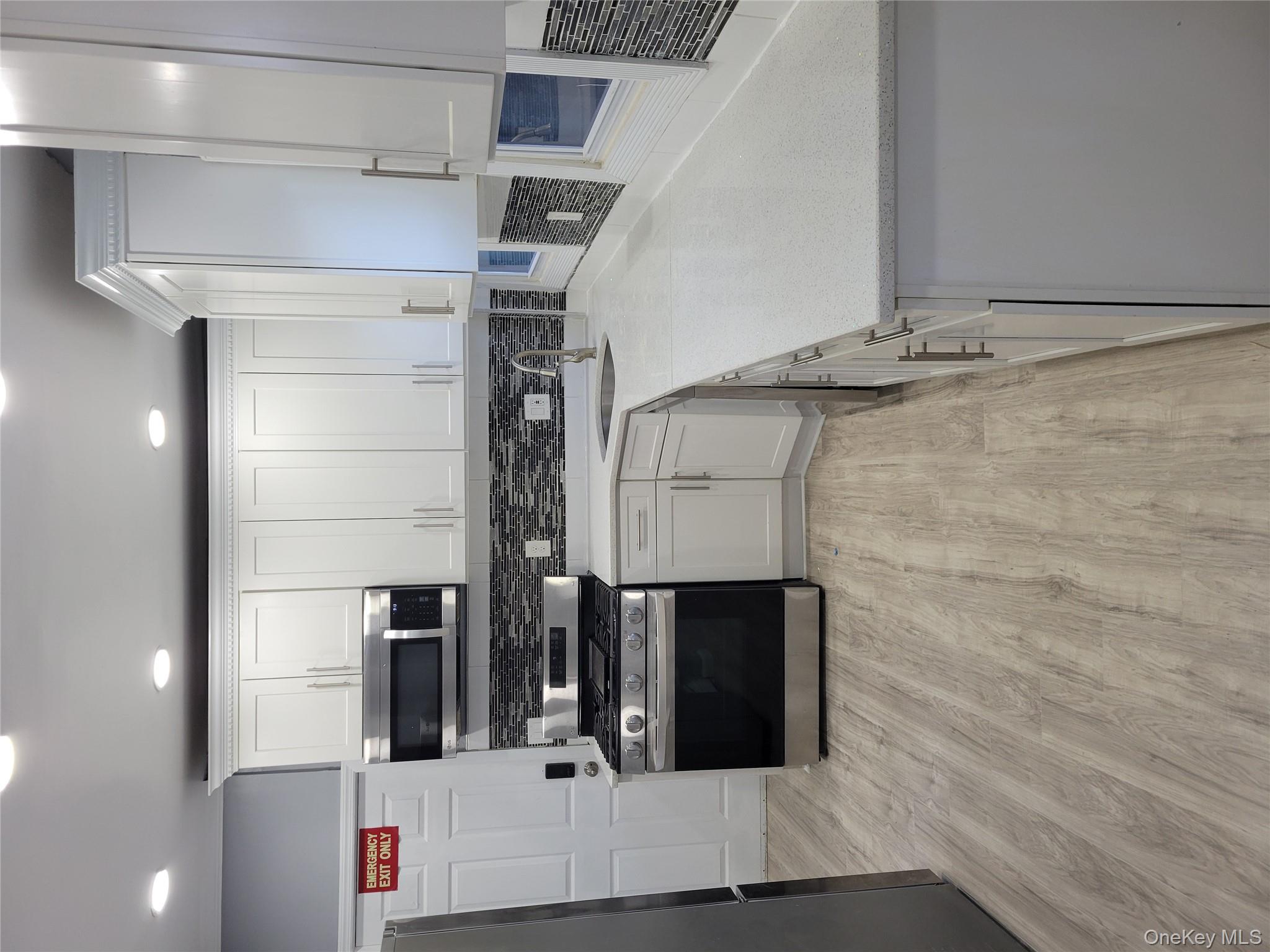 #9 photo, 871 Throgsneck Expressway Expressway, Bronx , NY 10465