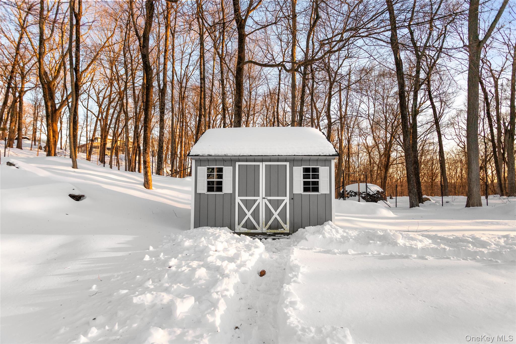 #11 photo, 10 Skytop Drive, Katonah , NY 10536