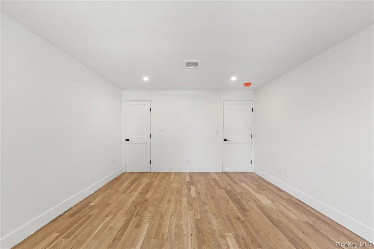 #18 photo, 28 Midland Avenue, White Plains , NY 10606