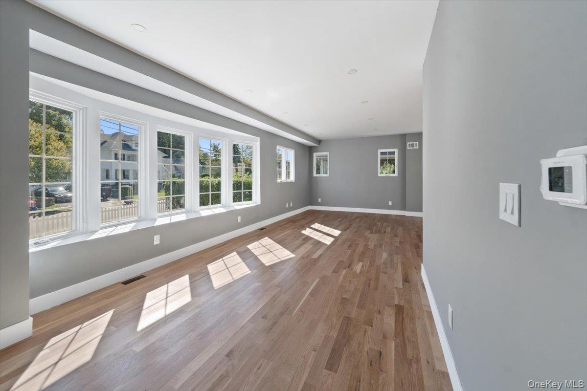 #8 photo, 28 Midland Avenue, White Plains , NY 10606