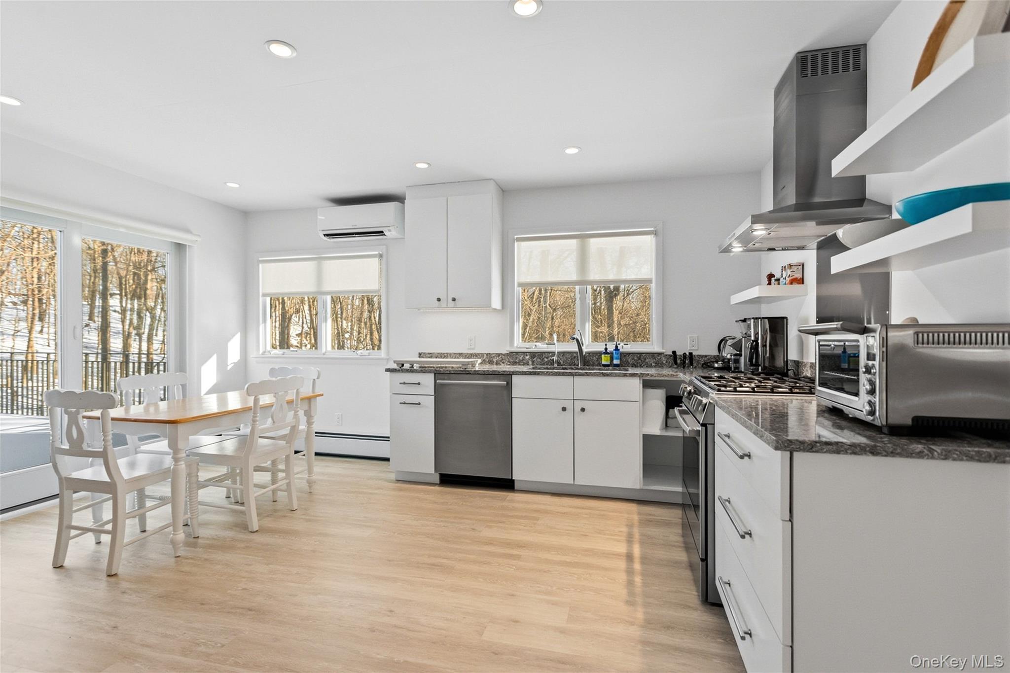 #6 photo, 12 Skytop Drive, Katonah , NY 10536