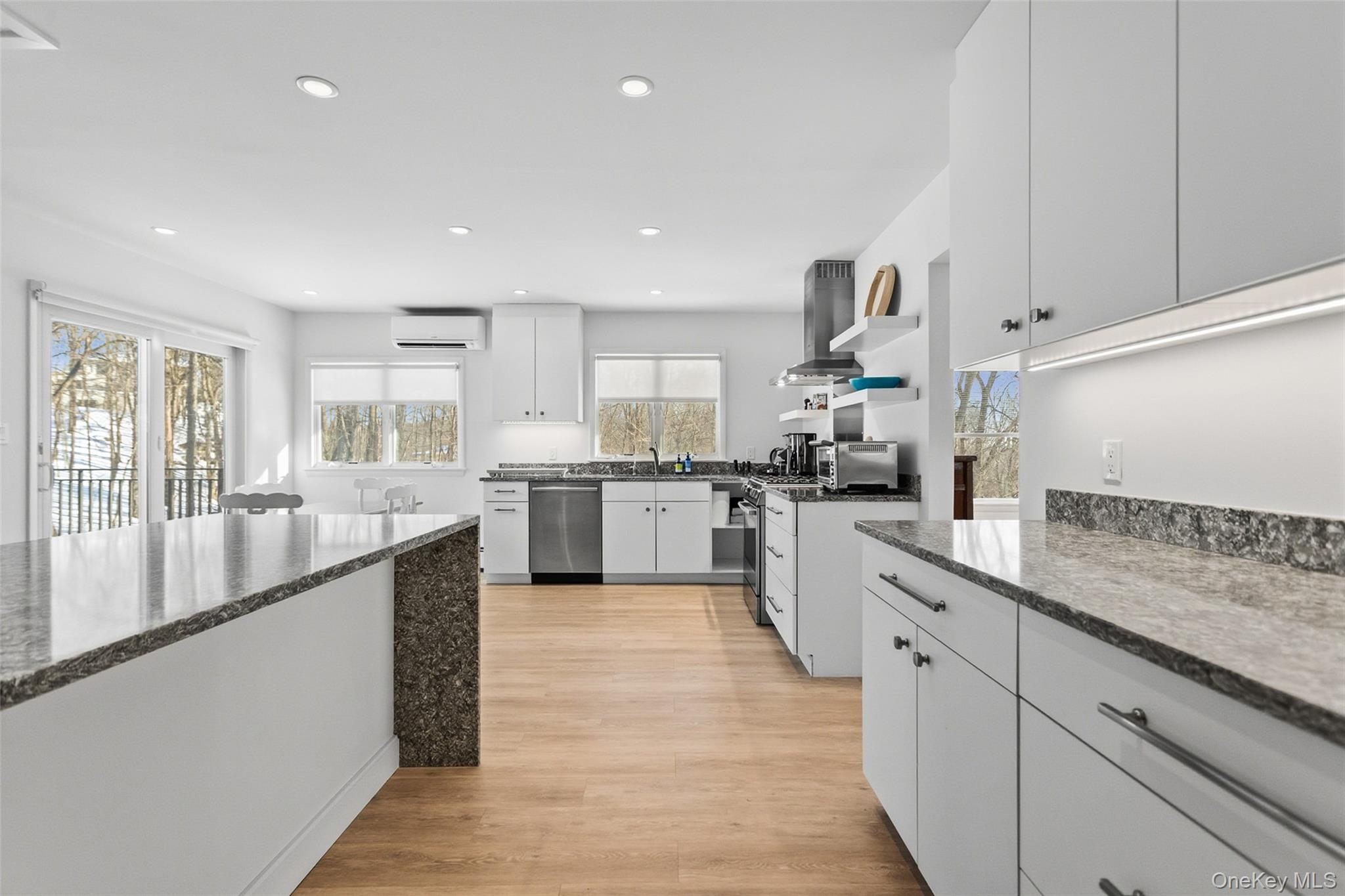 #7 photo, 12 Skytop Drive, Katonah , NY 10536