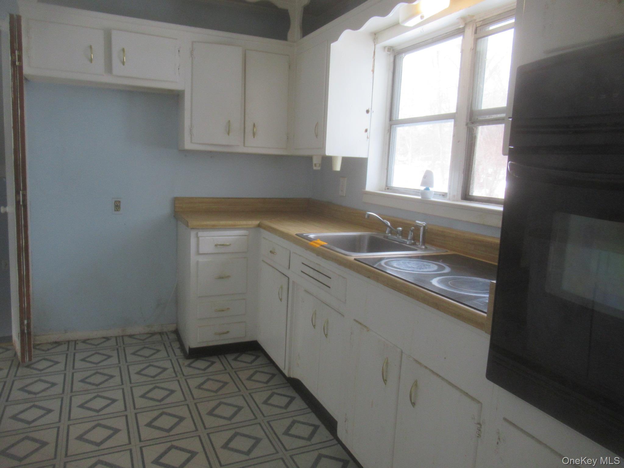 #7 photo, 10 Lori Street, Poughkeepsie , NY 12603