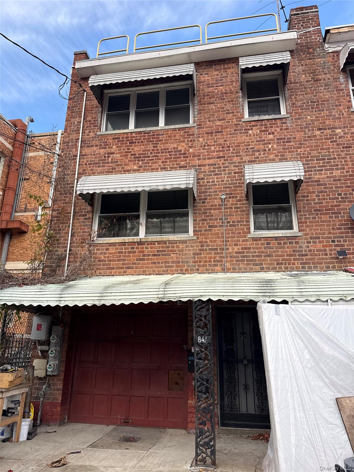 #1 photo, 841 E 216th Street, ब्रोंक्स Bronx , NY 10467