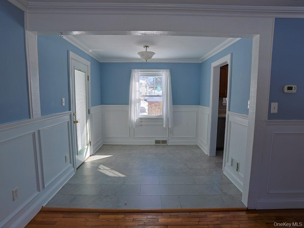 #7 photo, 5 Oxford Road, Goshen , NY 10924