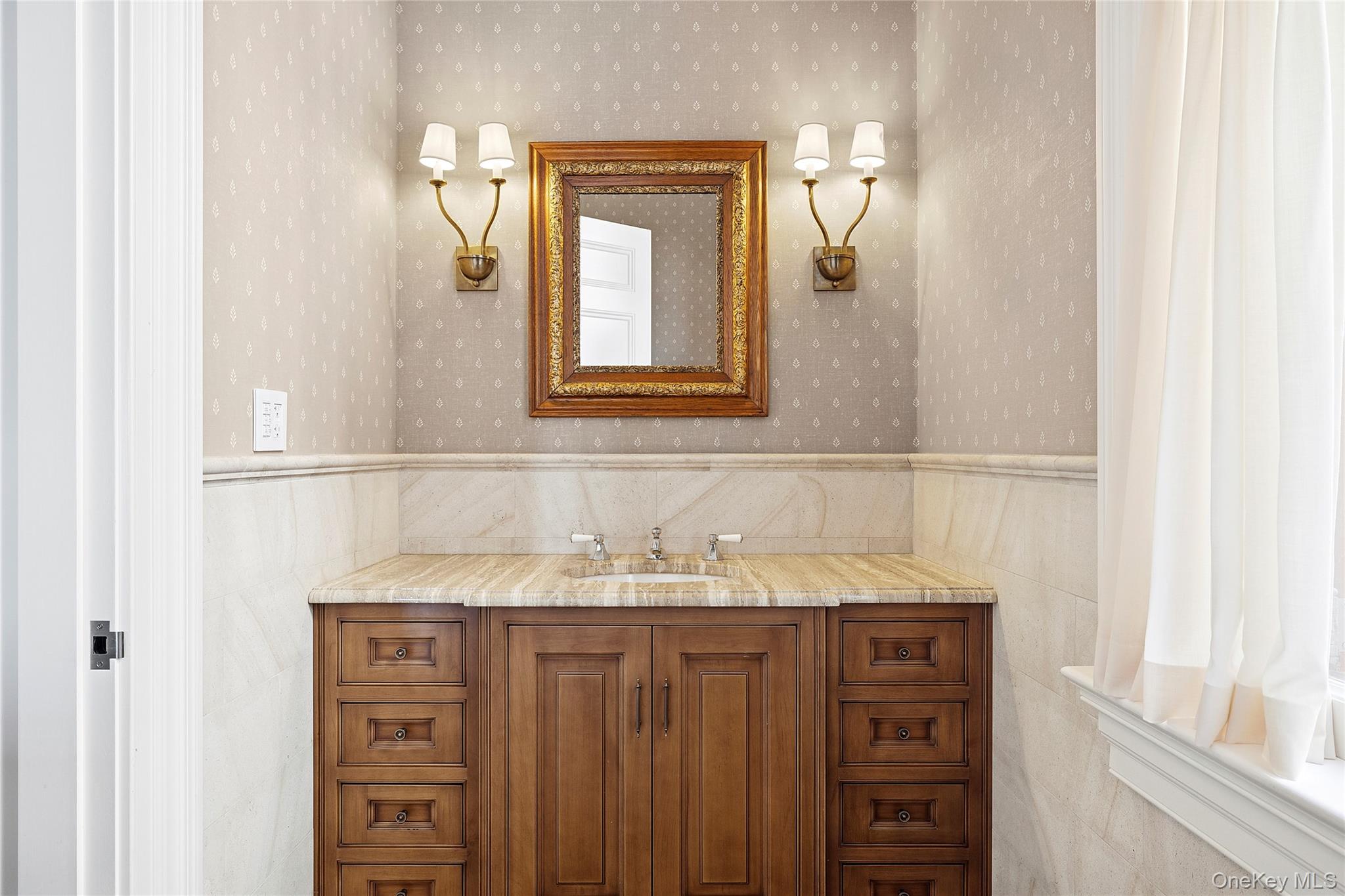 #13 photo, 30 Forest Drive, ナッソー郡 Sands Point , NY 11050