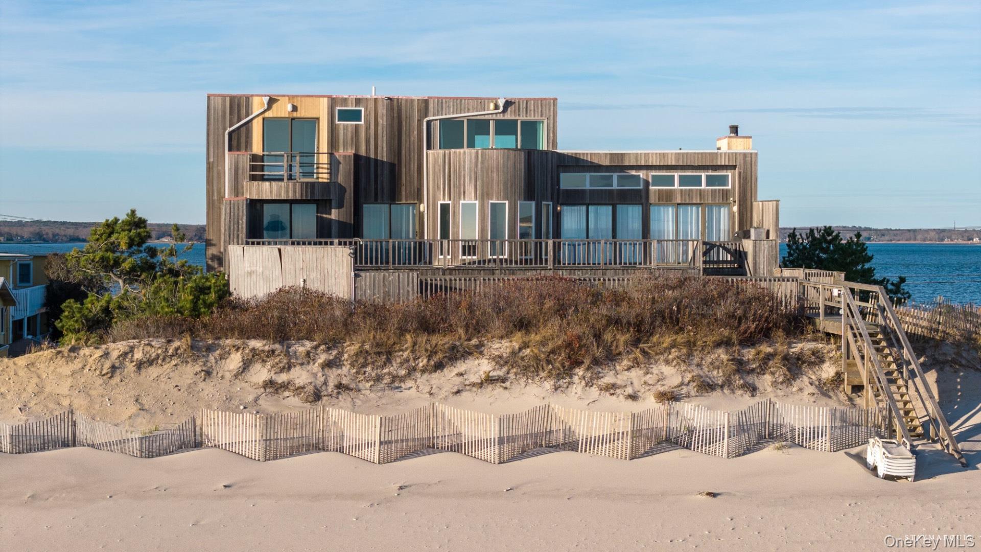 #2 photo, 40 Dune Road, সাফোক কাউন্টি Hampton Bays , NY 11946