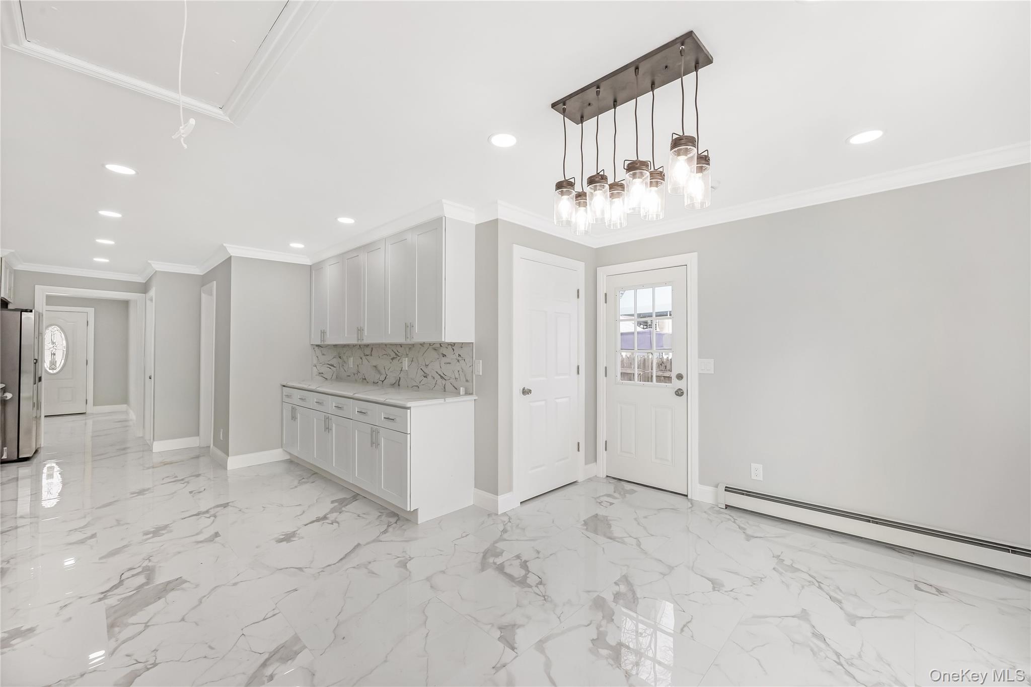 #10 photo, 58 Remsen Avenue, ナッソー郡 Hempstead , NY 11550