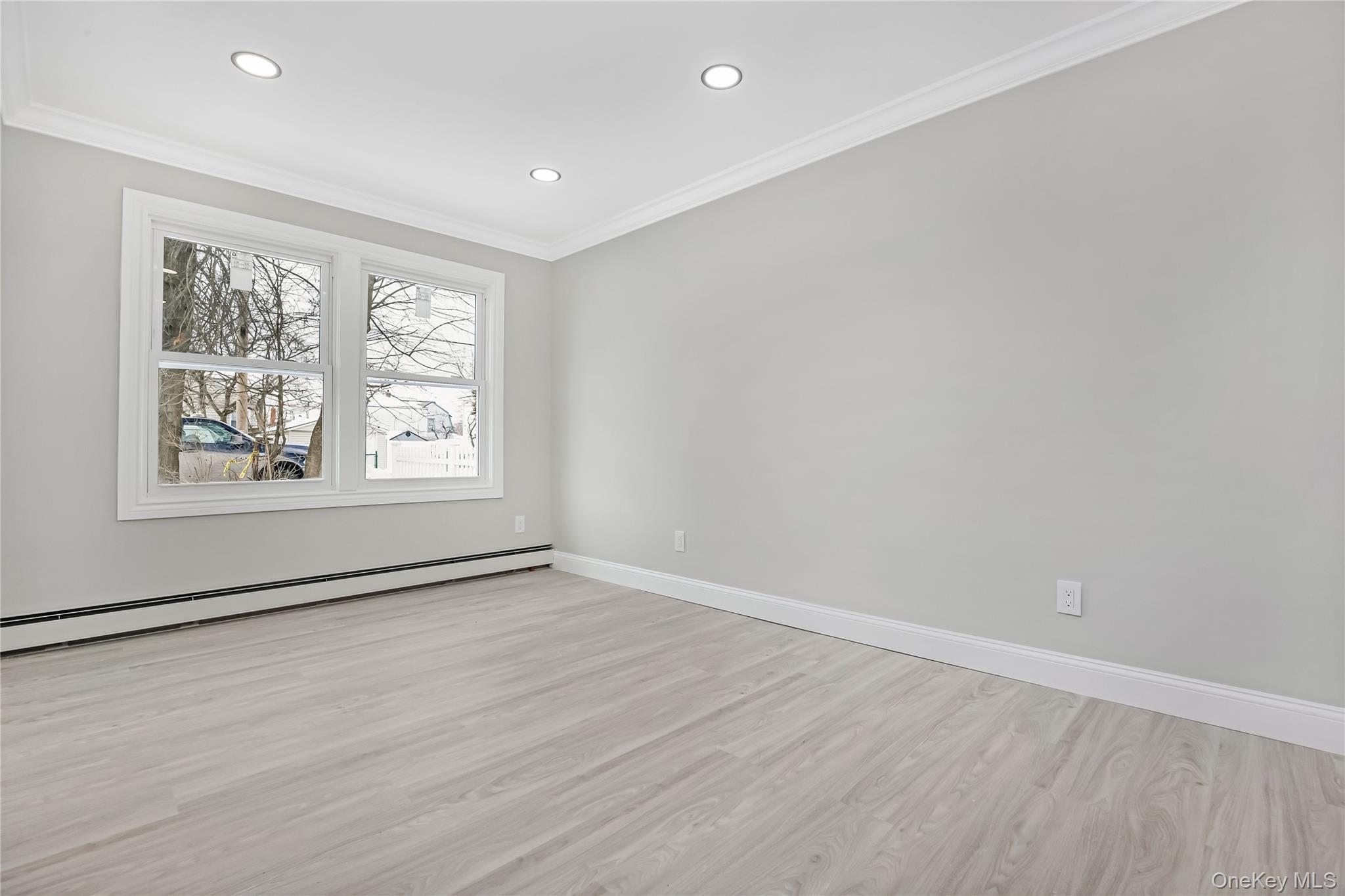 #13 photo, 58 Remsen Avenue, ナッソー郡 Hempstead , NY 11550