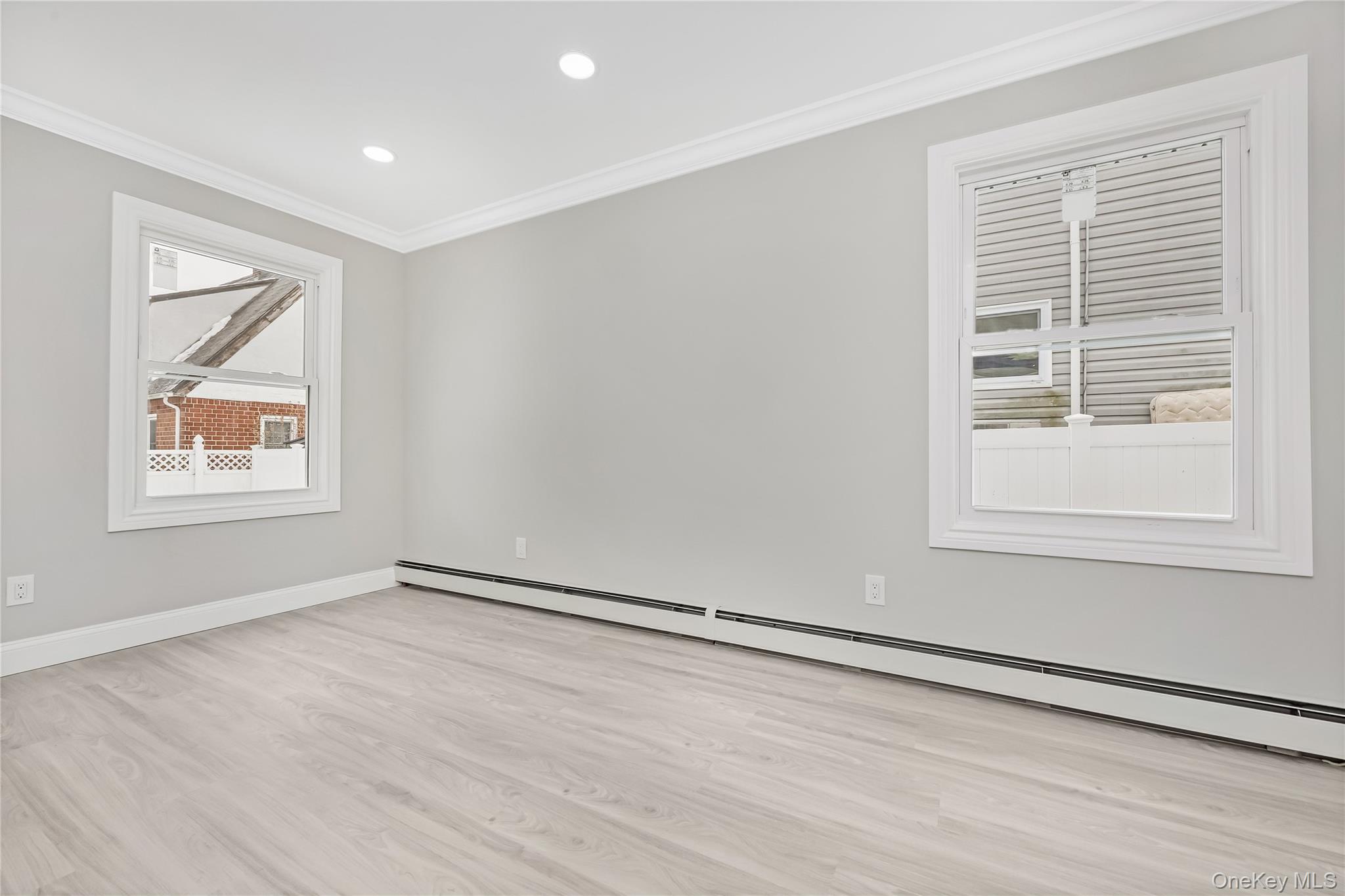 #18 photo, 58 Remsen Avenue, ナッソー郡 Hempstead , NY 11550