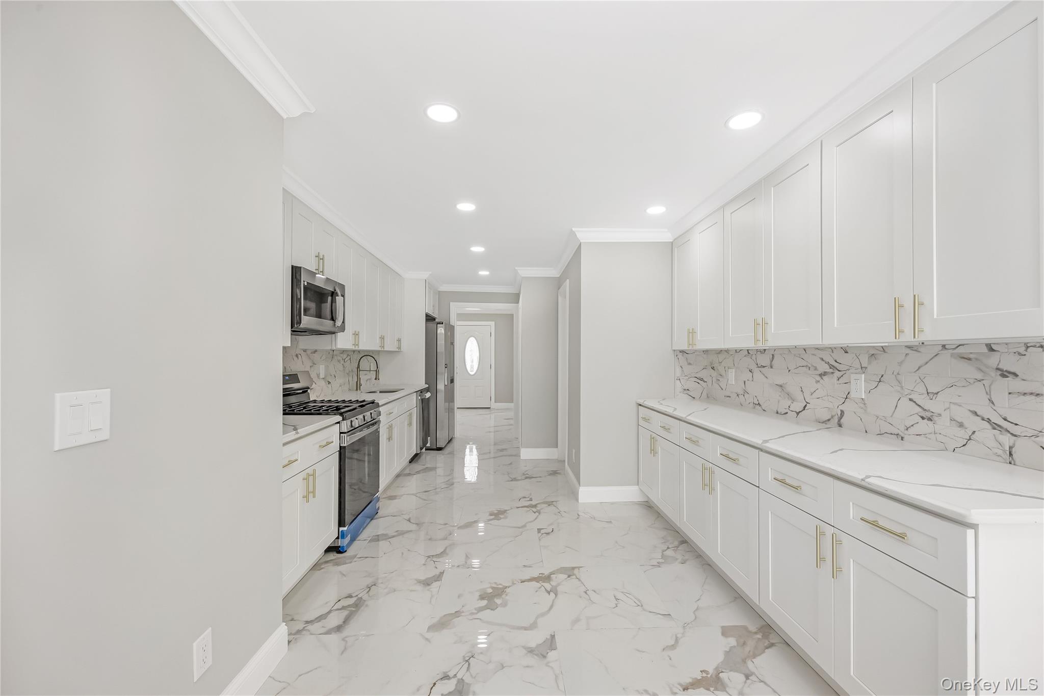 #7 photo, 58 Remsen Avenue, ナッソー郡 Hempstead , NY 11550