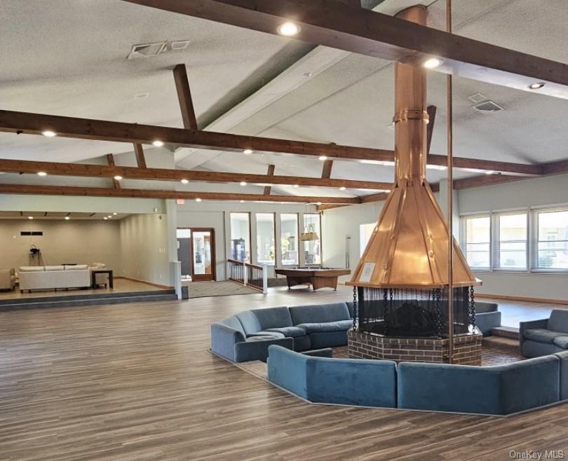 #11 photo, 23 Sierra Court, सफ़ोक काउंटी Coram , NY 11727