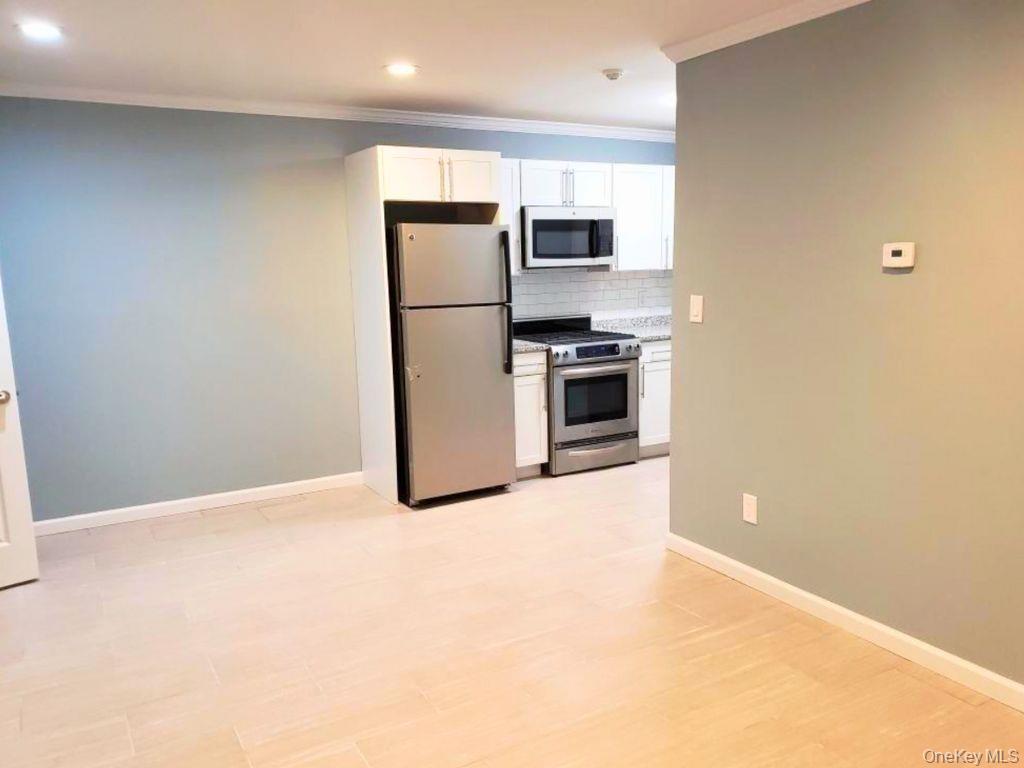 #2 photo, 23 Sierra Court, सफ़ोक काउंटी Coram , NY 11727