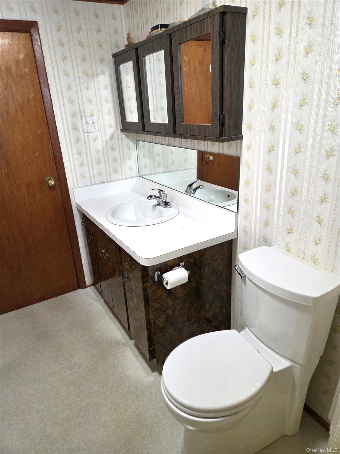 #13 photo, 22 Hill Road, Saint James , NY 11780