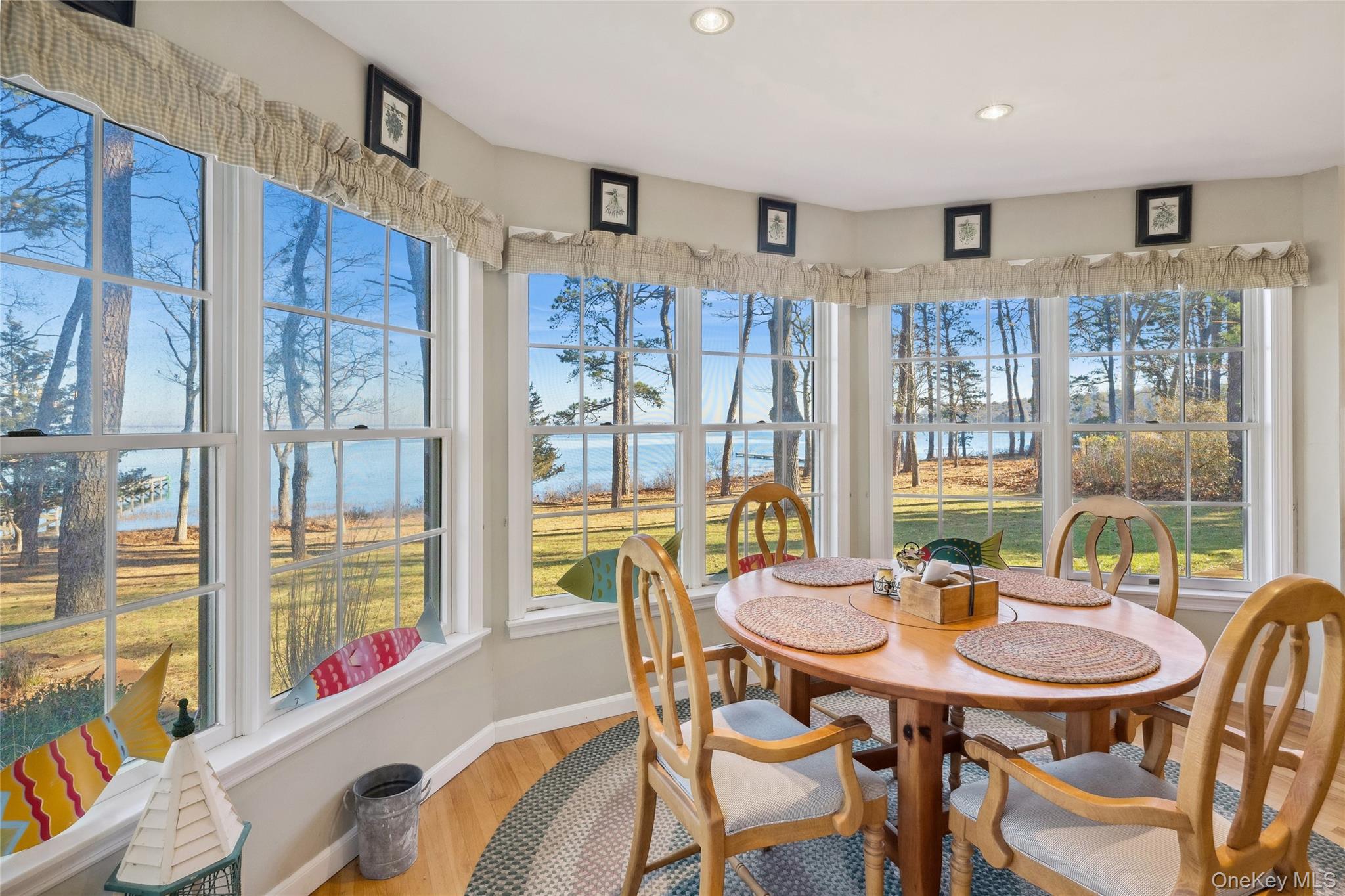 #19 photo, 8 Duckwood Lane, সাফোক কাউন্টি Hampton Bays , NY 11946