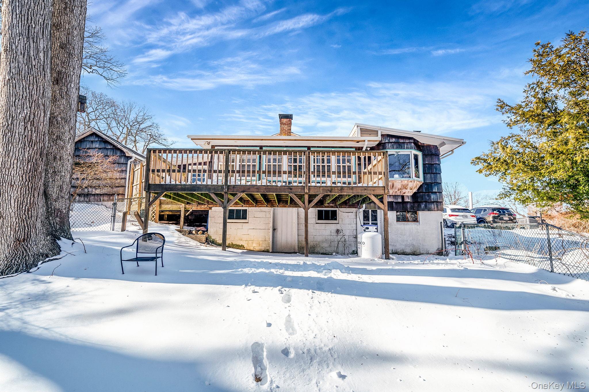 #16 photo, 15 Ridge Lane, सफ़ोक काउंटी Miller Place , NY 11764