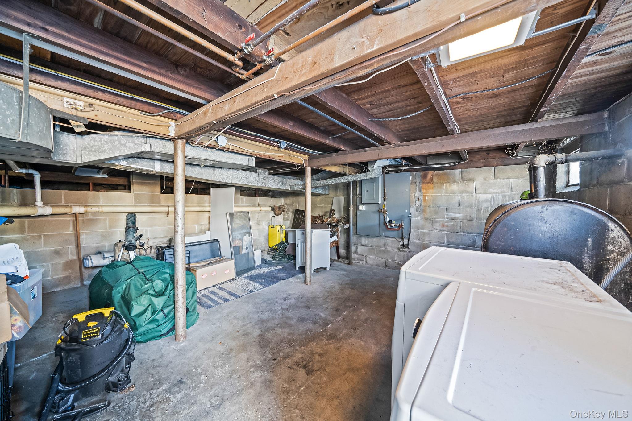 #19 photo, 15 Ridge Lane, सफ़ोक काउंटी Miller Place , NY 11764