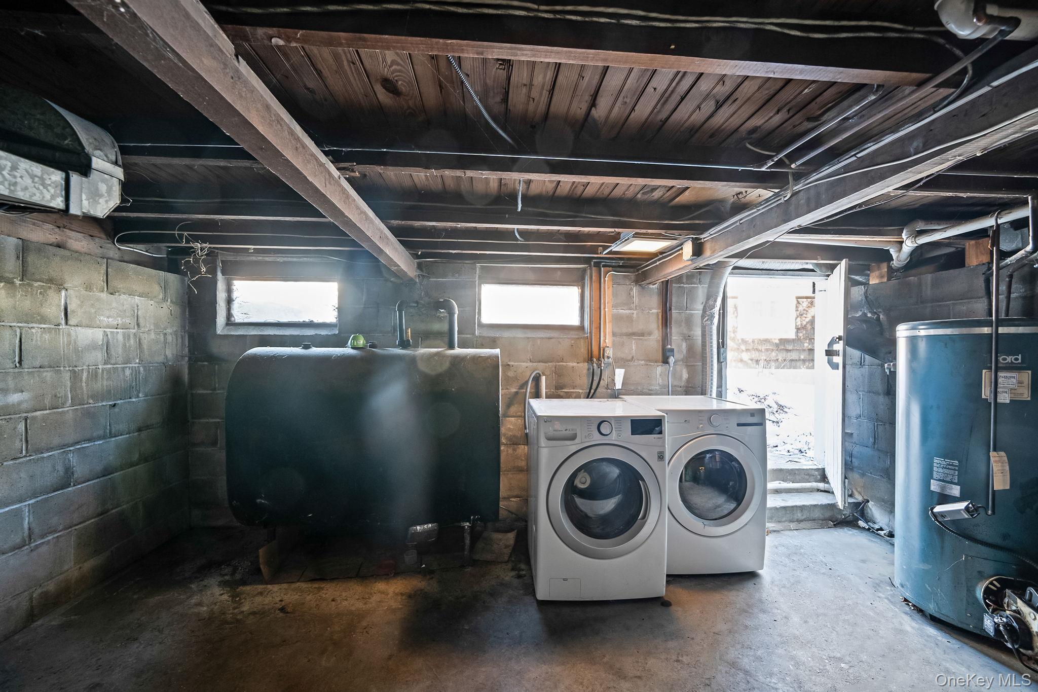 #20 photo, 15 Ridge Lane, सफ़ोक काउंटी Miller Place , NY 11764