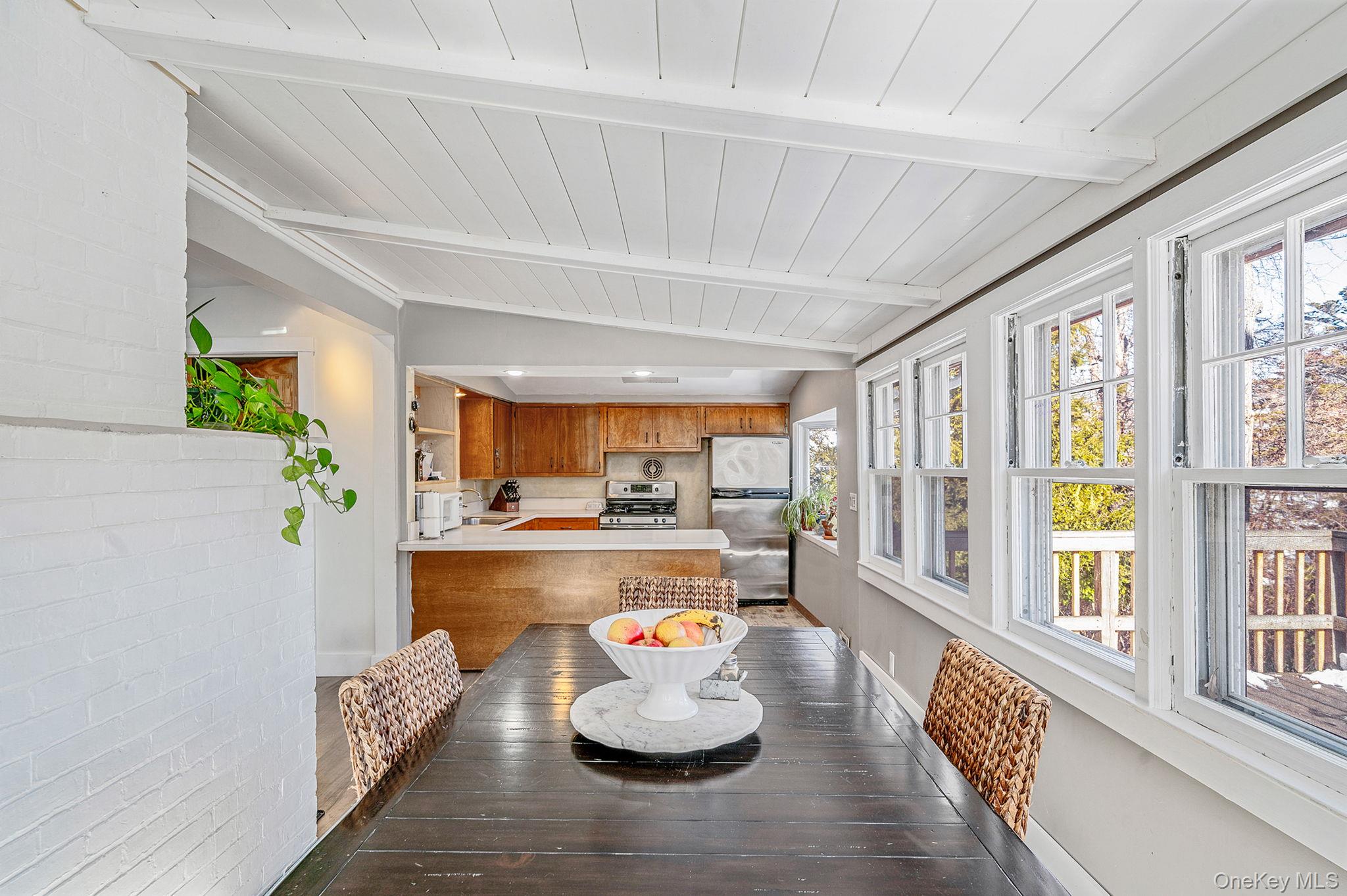 #8 photo, 15 Ridge Lane, सफ़ोक काउंटी Miller Place , NY 11764