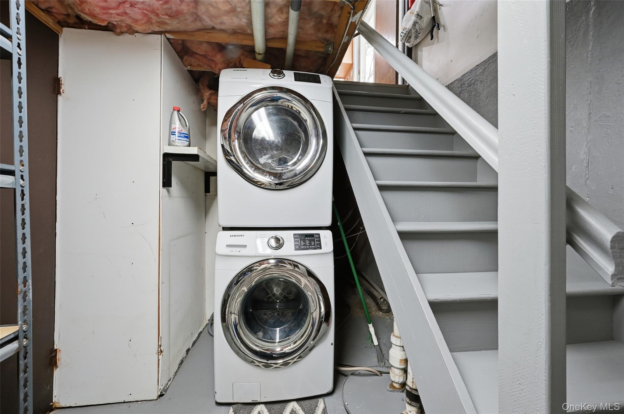 #11 photo, 4 Cottage Court, Middle Island , NY 11953