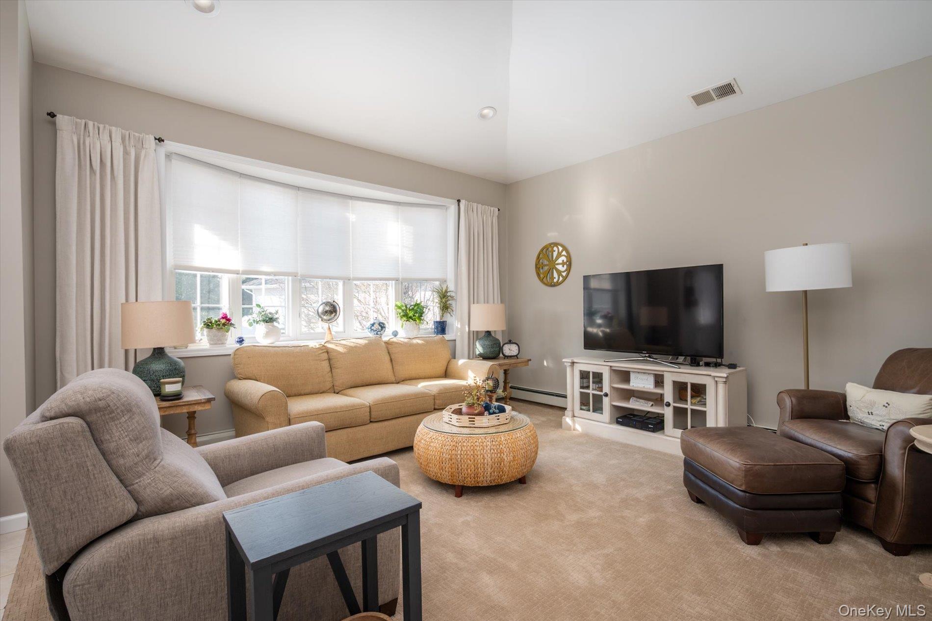 #5 photo, 34 Sarah Court, Amityville , NY 11701