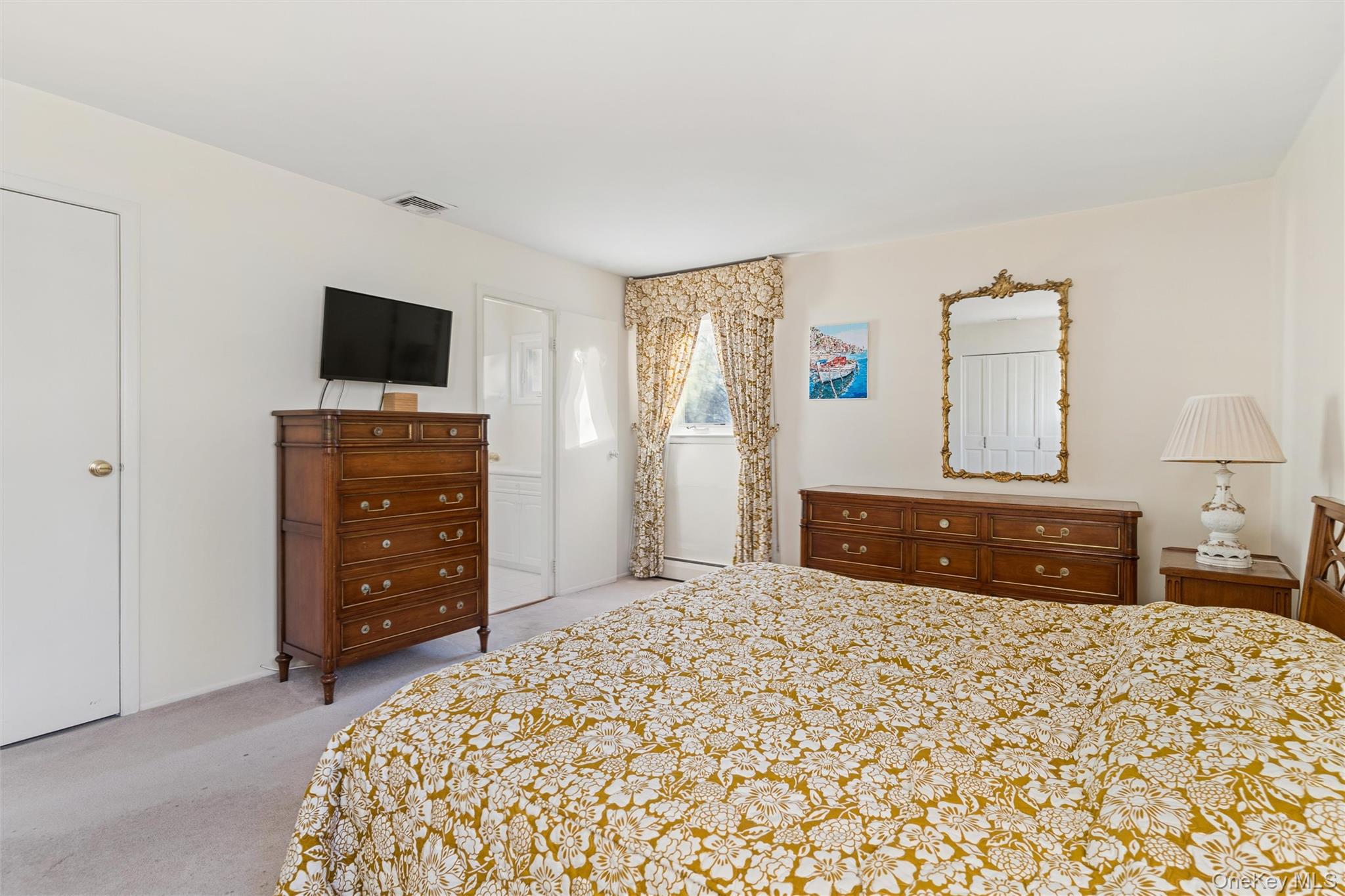 #14 photo, 1864 Cynthia Lane, নাসাউ কাউন্টি Merrick , NY 11566