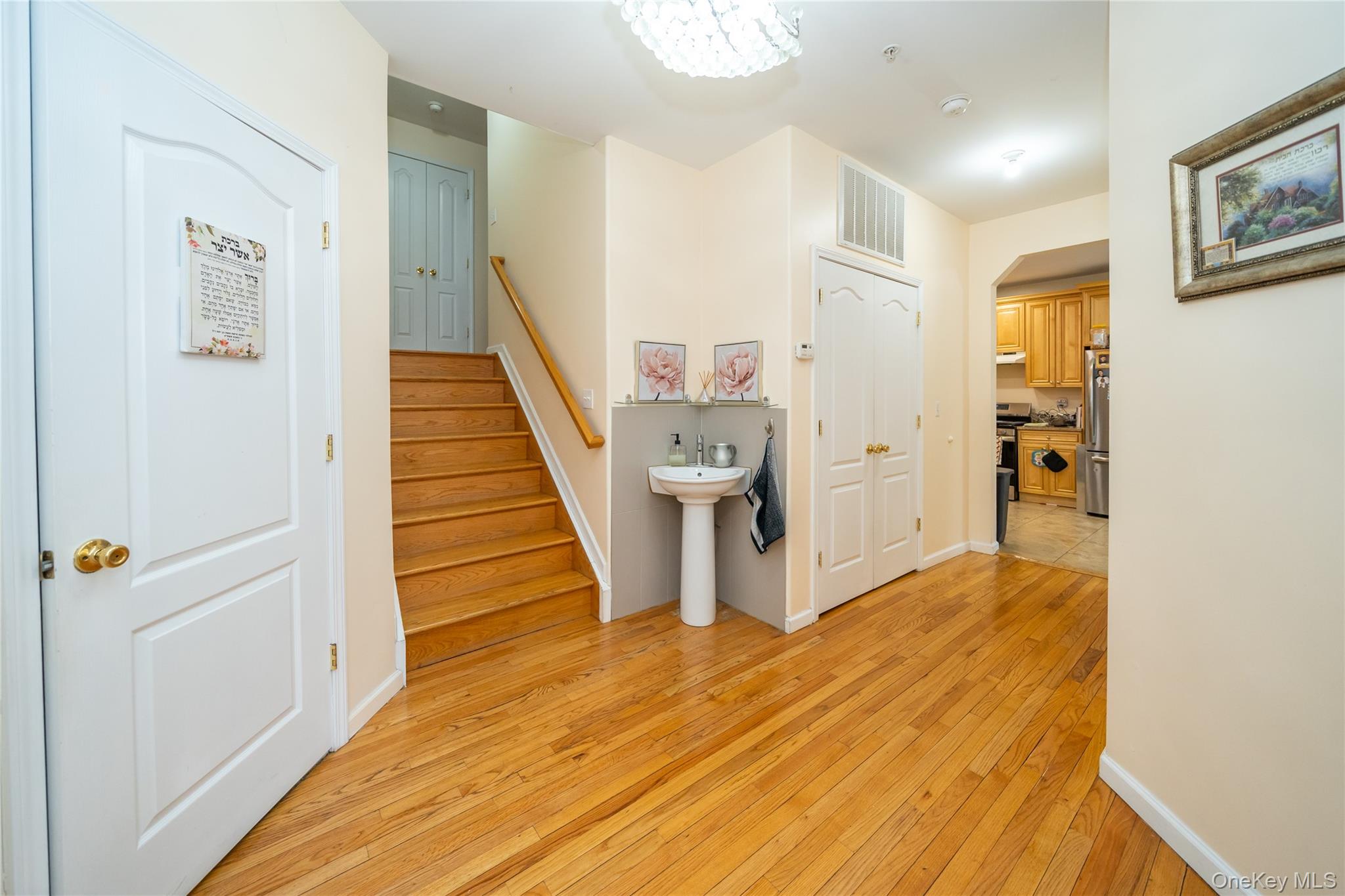 #10 photo, 4 Rose Garden Way, Monsey , NY 10952