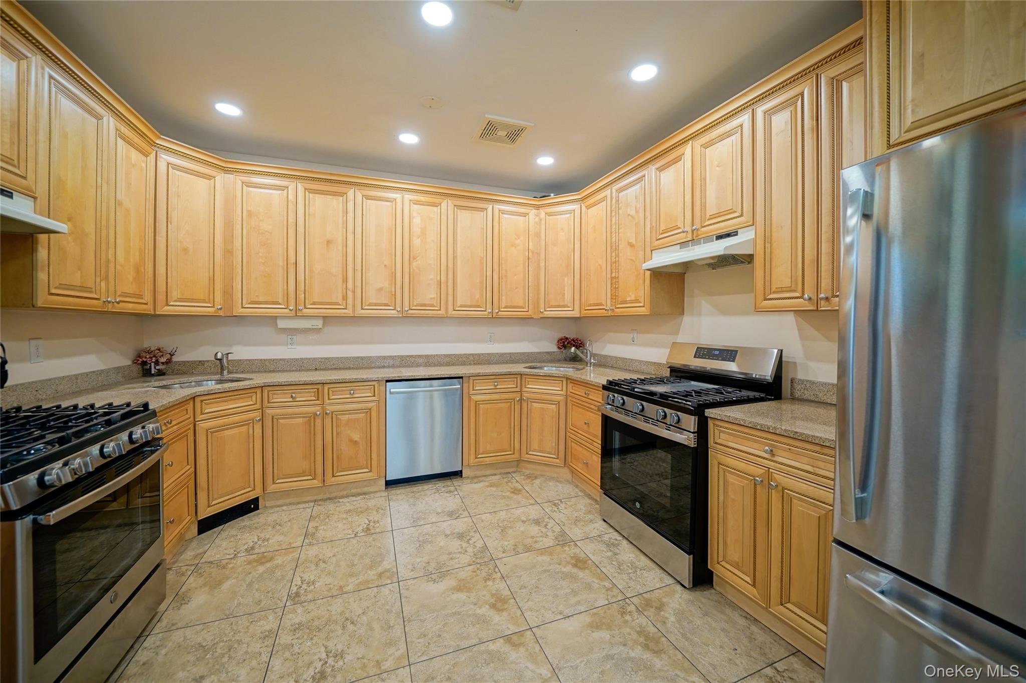 #16 photo, 4 Rose Garden Way, Monsey , NY 10952