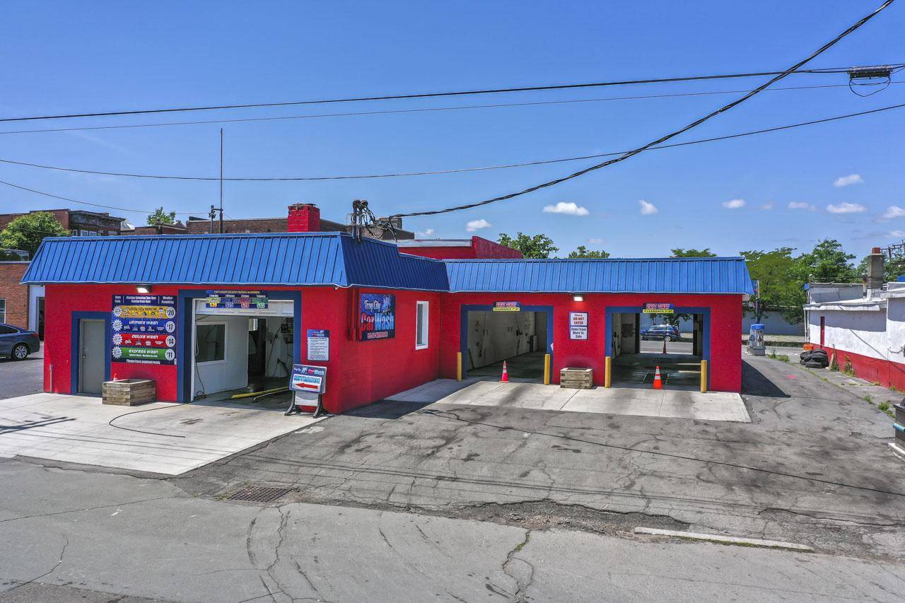 #24 photo, 690-696 River Street, Troy , NY 12180