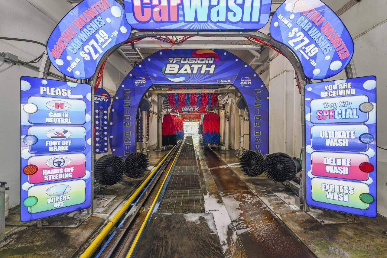 #49 photo, 690-696 River Street, Troy , NY 12180