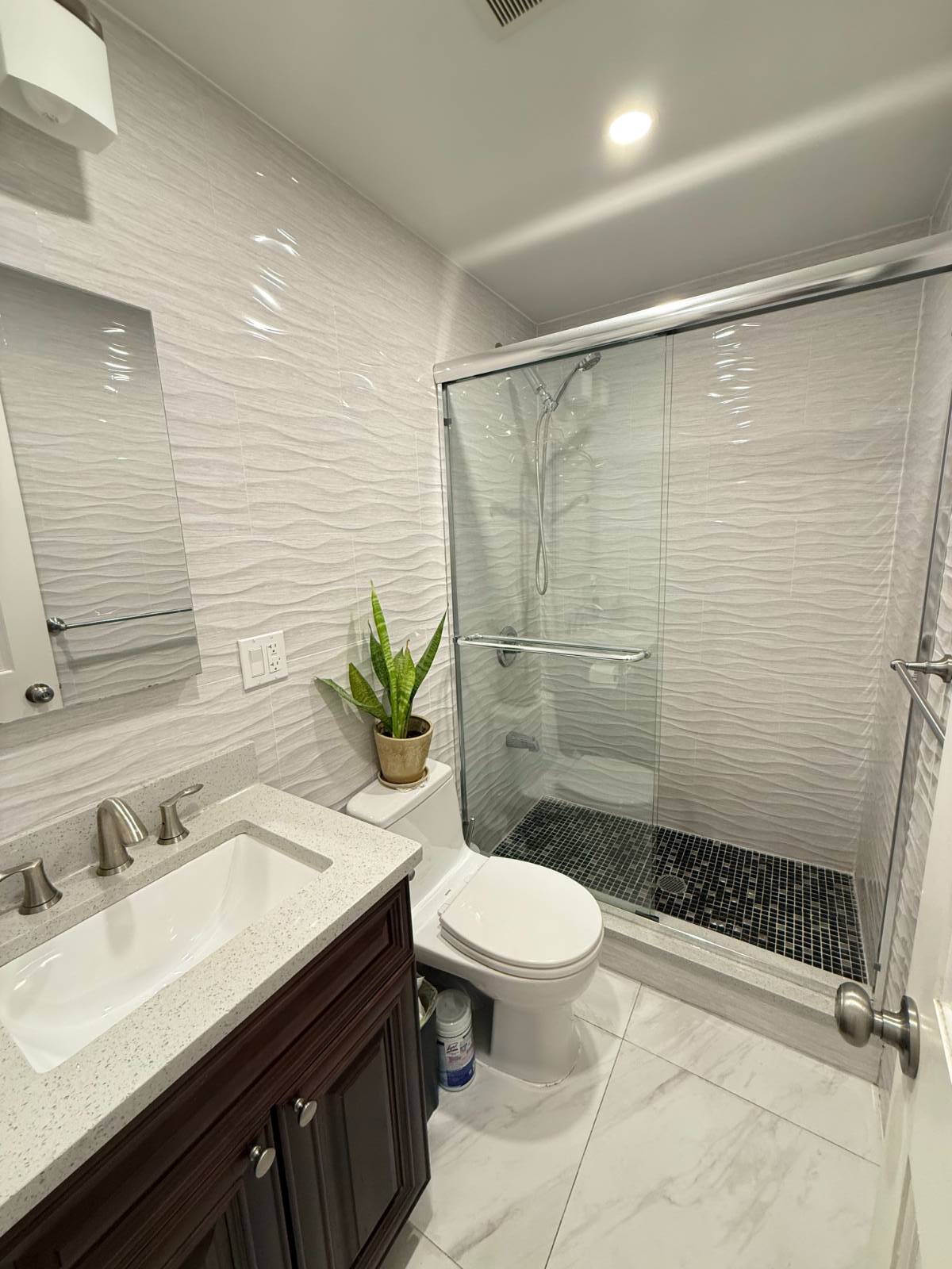 #14 photo, 168-11  18 Ave., Whitestone , NY 11357