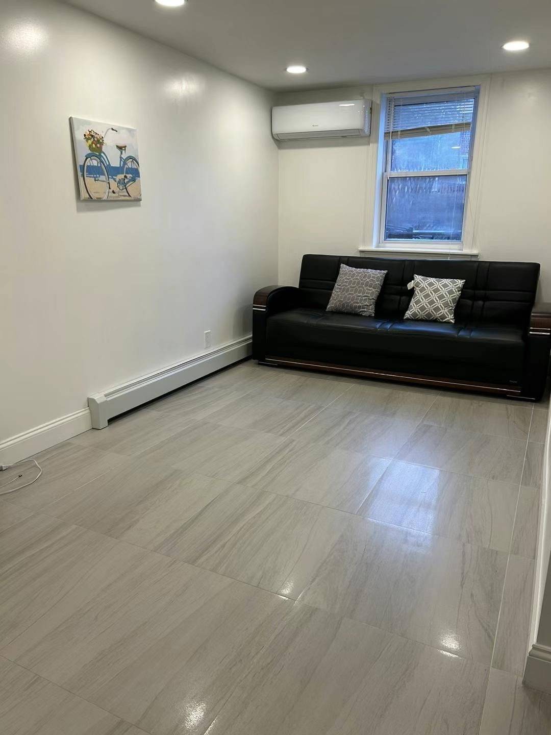 #15 photo, 168-11  18 Ave., Whitestone , NY 11357