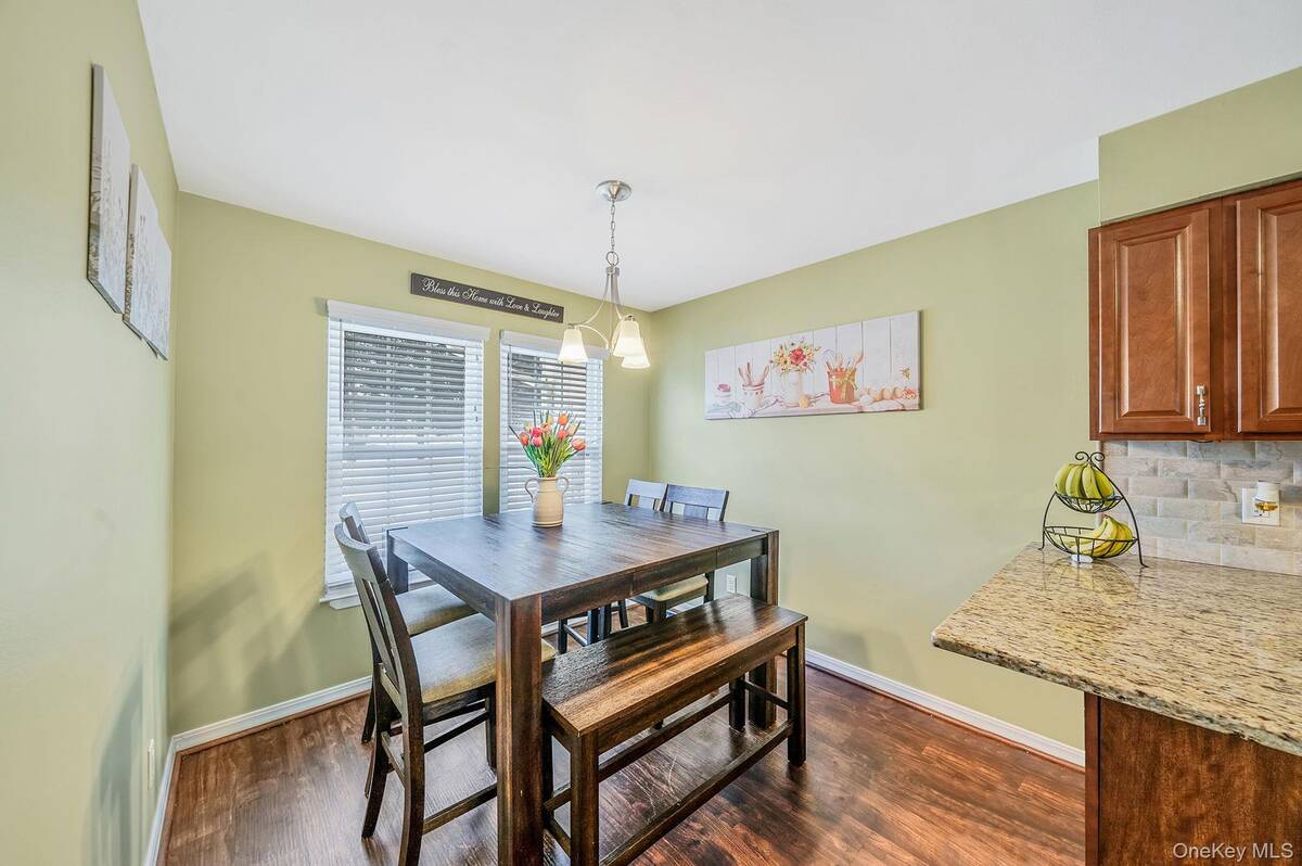 #11 photo, 23 Gazebo Lane, Holtsville , NY 11742