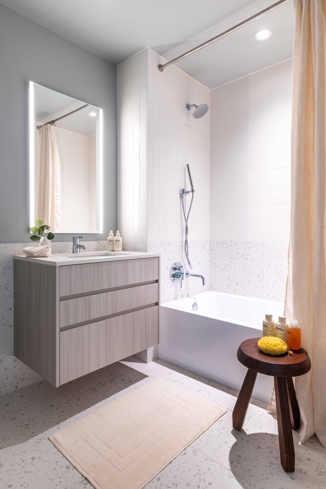 #13 photo, 300 E 50TH Street, マンハッタン Turtle Bay , NY 10022