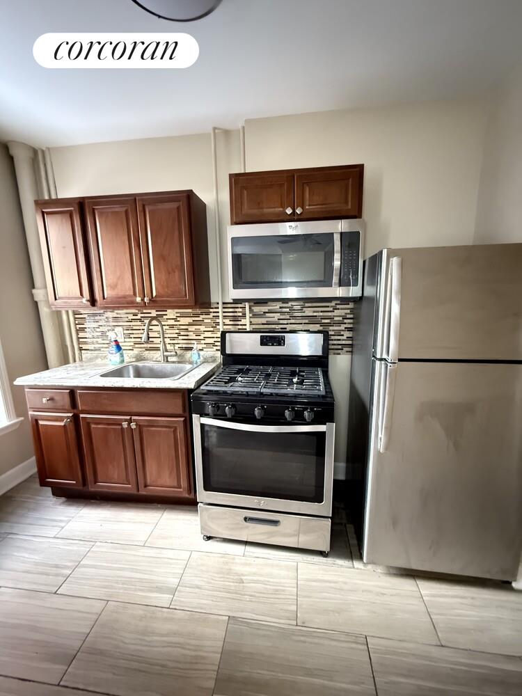 #3 photo, 109 5TH Avenue, ブルックリン区 Park Slope , NY 11217